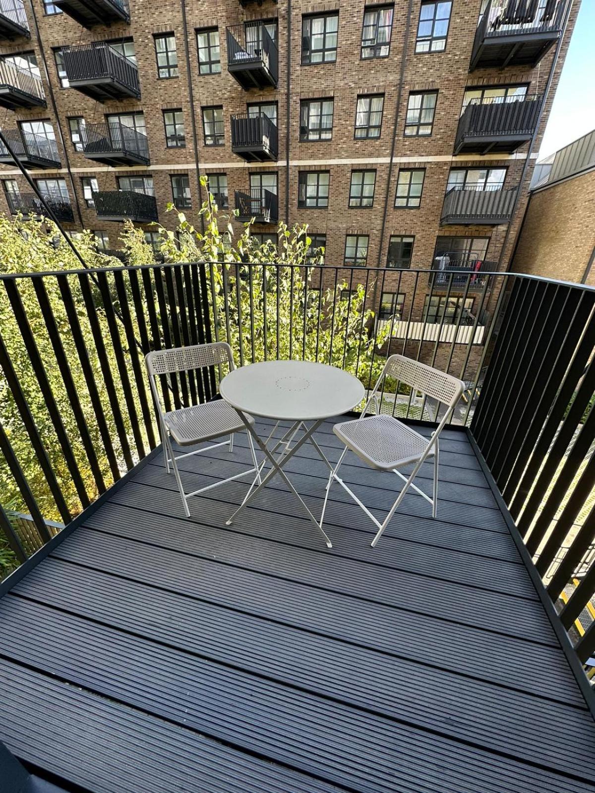 Luxury Apartment-business-relocation-canary Wharf * Londen