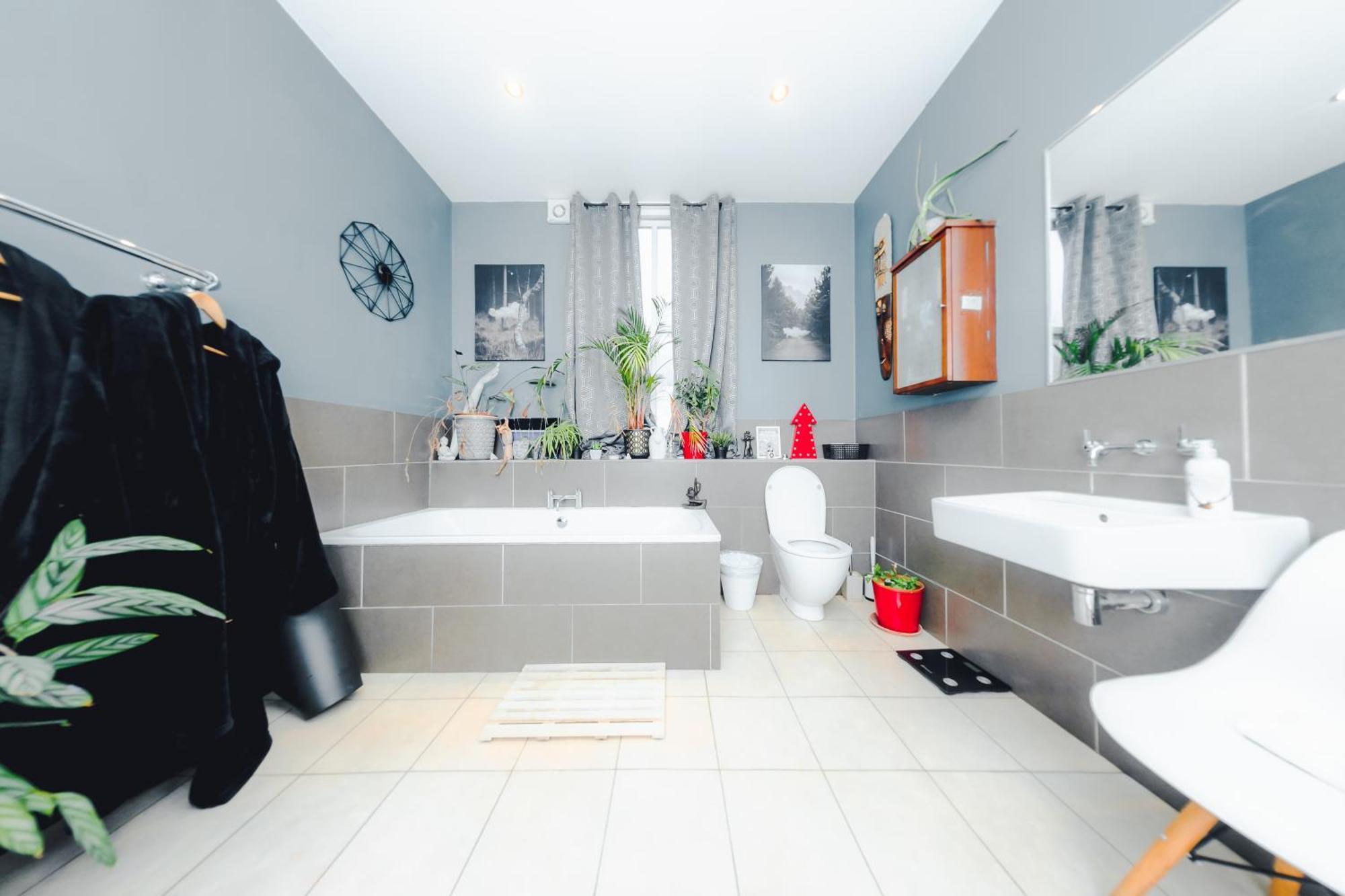 Homestay Master En - Townhouse Double With Garden & Hot Tub London