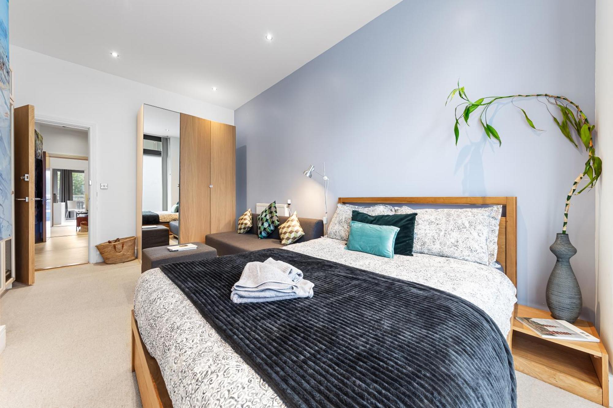 Trendy 2 Bed Flat In Greenwich With Car Parking Lägenhet London