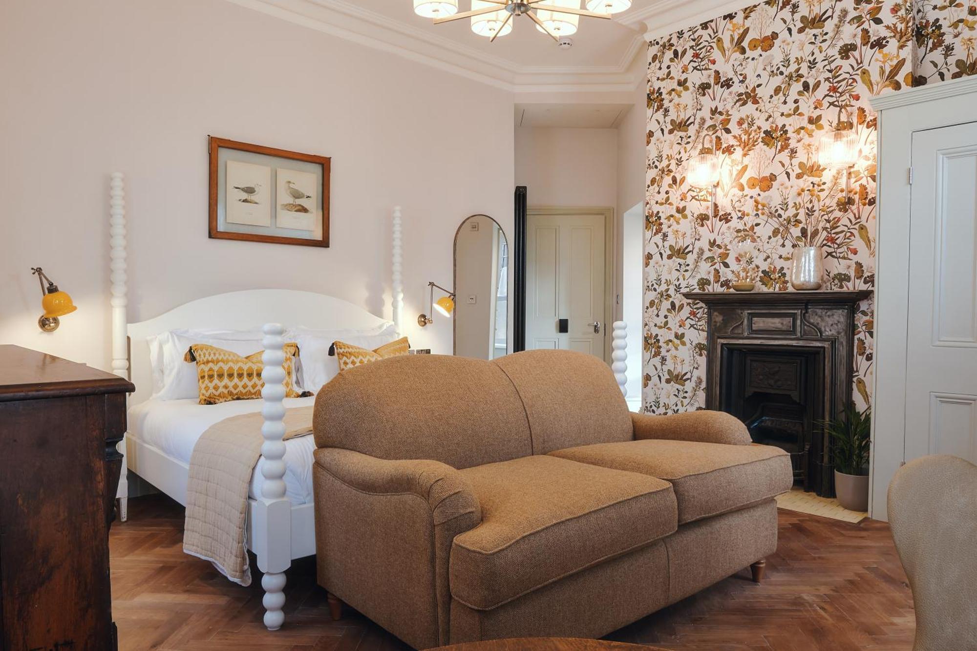 Kro The Black Lion Pub & Boutique 3*