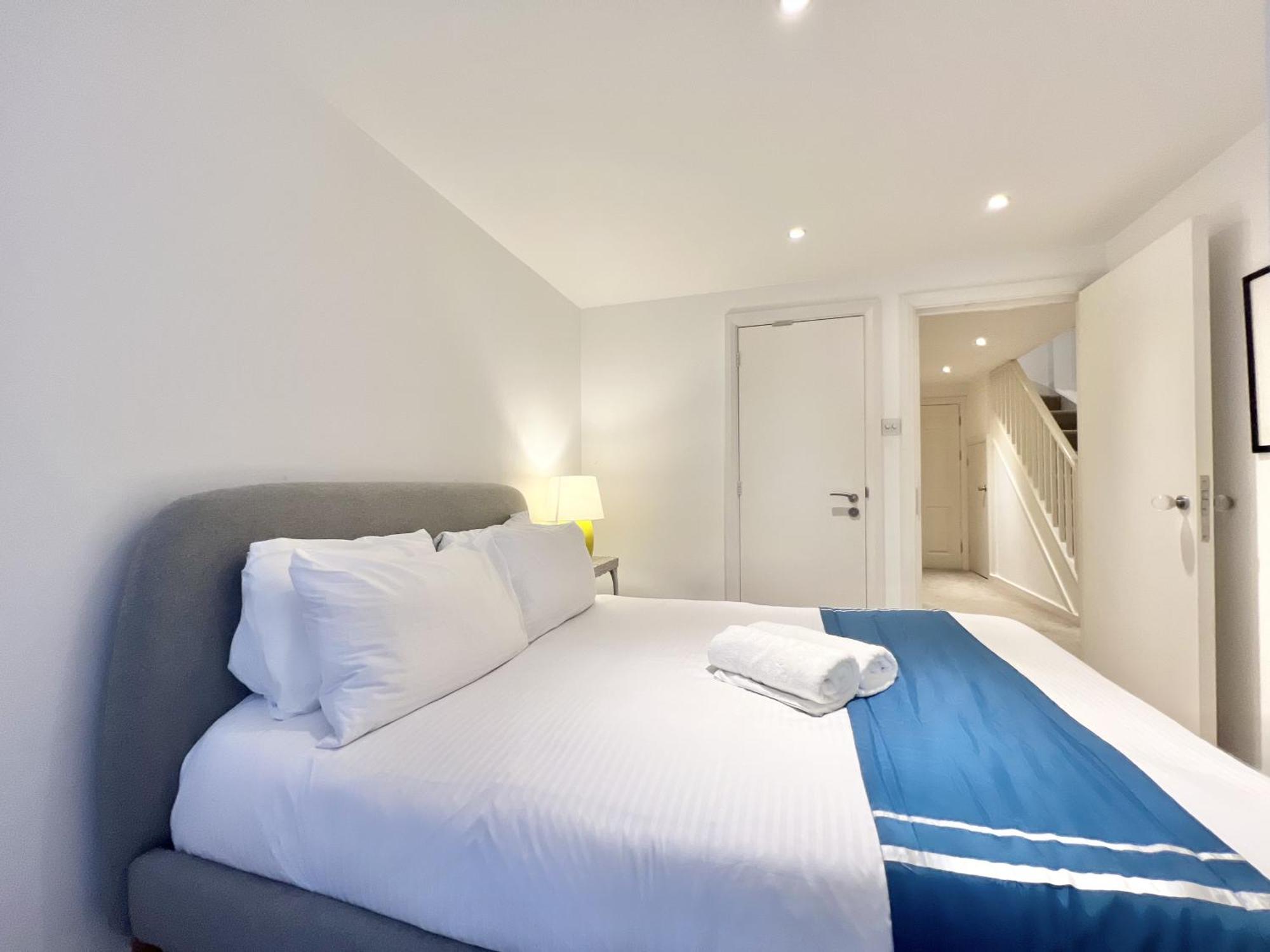 Lägenhet Vip Serviced Excellent Location Great Price London