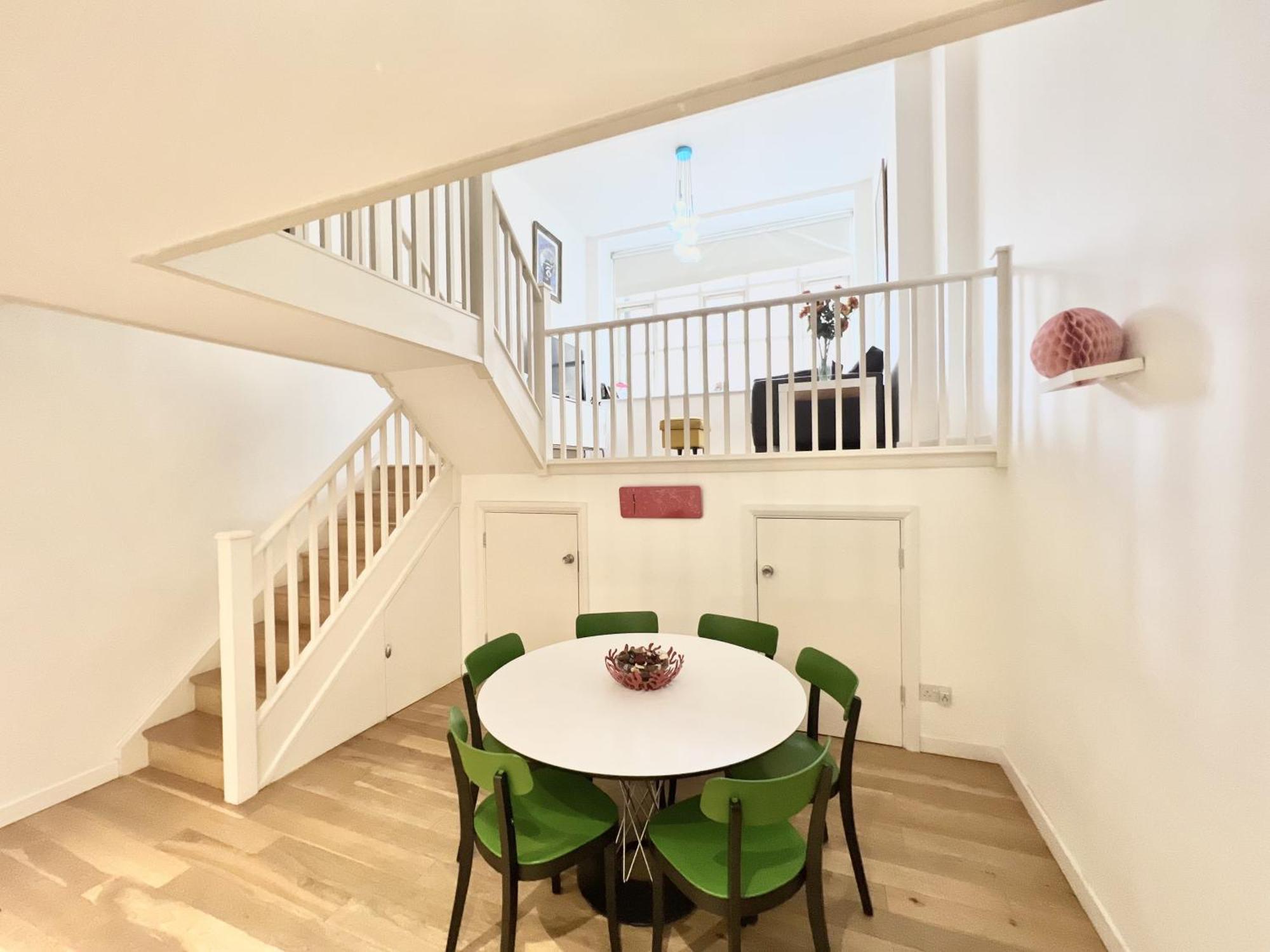 Lägenhet Vip Serviced Excellent Location Great Price