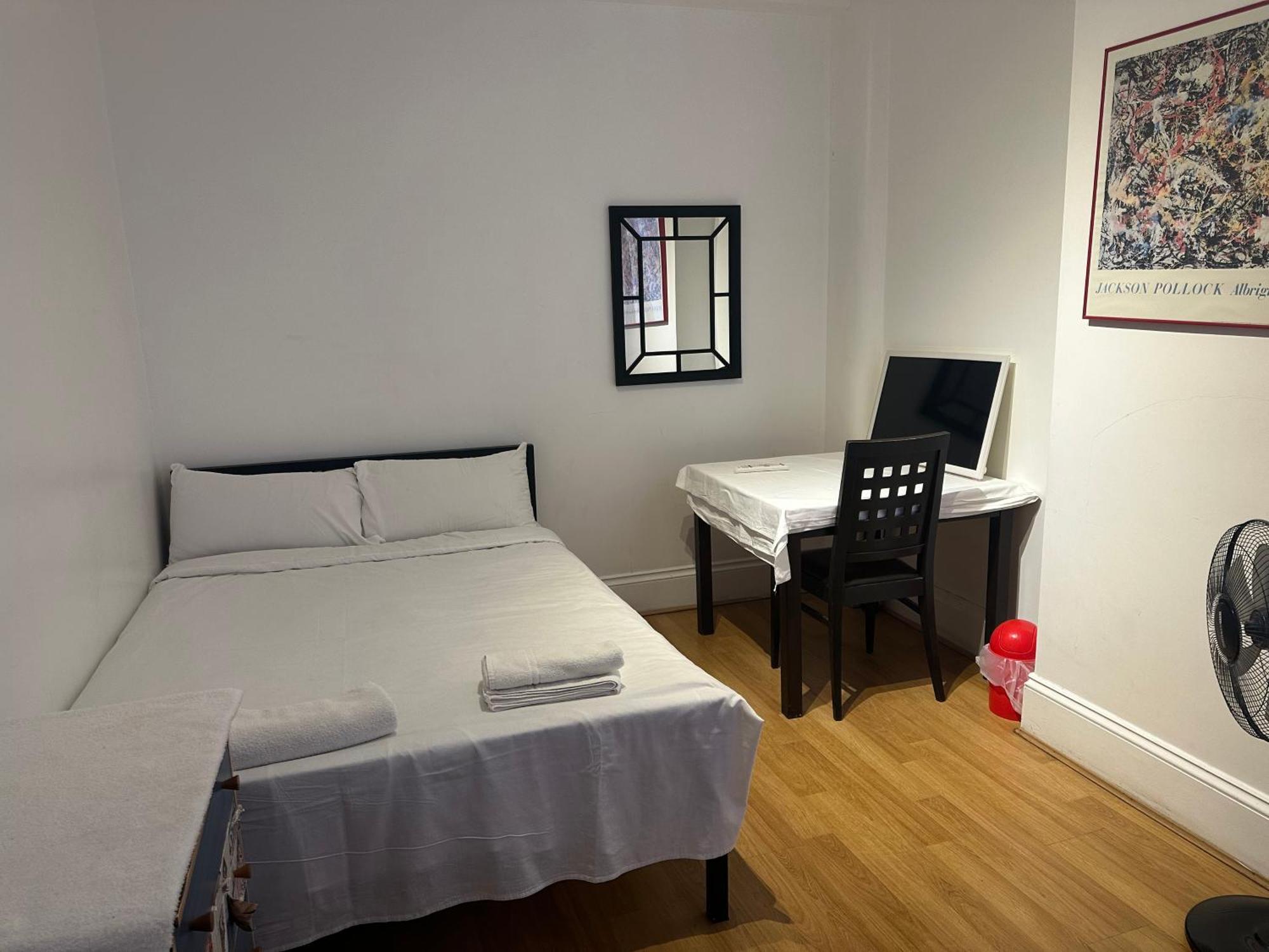 Brick Lane Hotel 2*