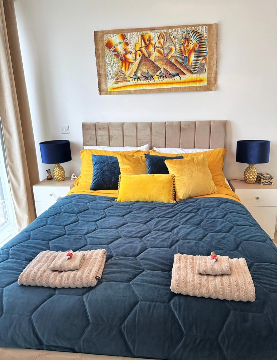 Leilighet Spacious 2 Bed Flat Next To Elizabeth Line *