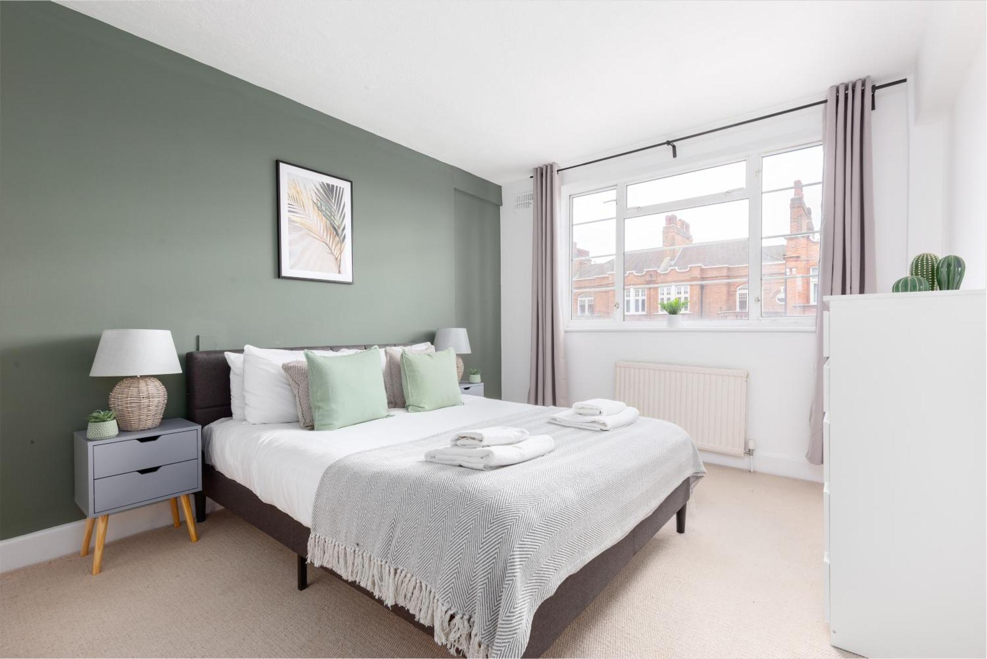The Chiswick Collection Apartment *