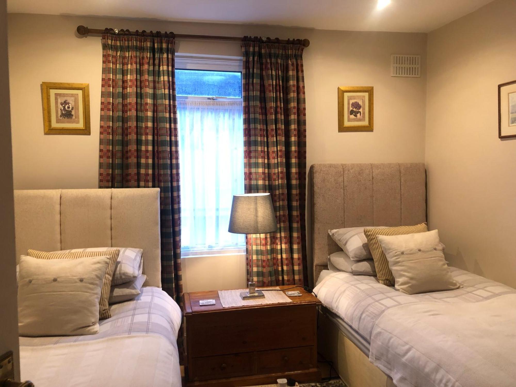 Helena Host Family 3* London