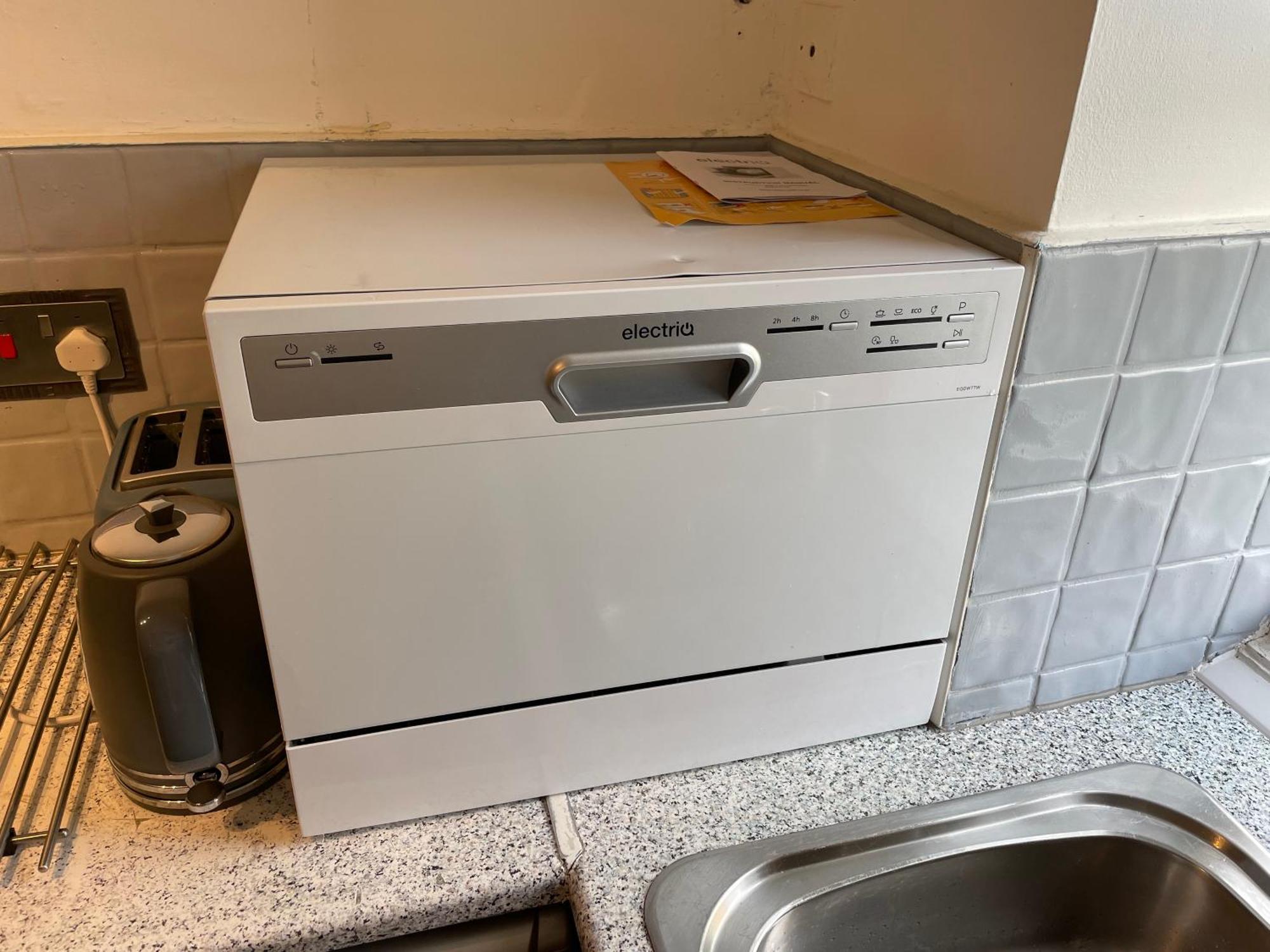 Surrey Docks Se16 Near Canada Water N Easy Access Canary Wharf Apartment London