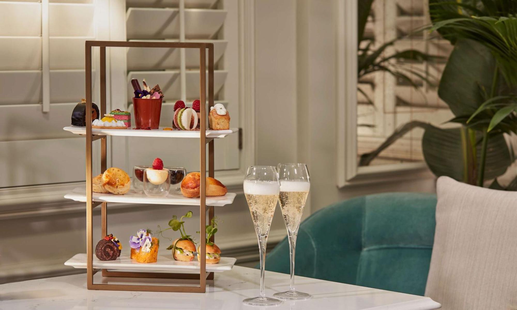 100 Queen's Gate London, Curio Collection By Hilton Hotel London