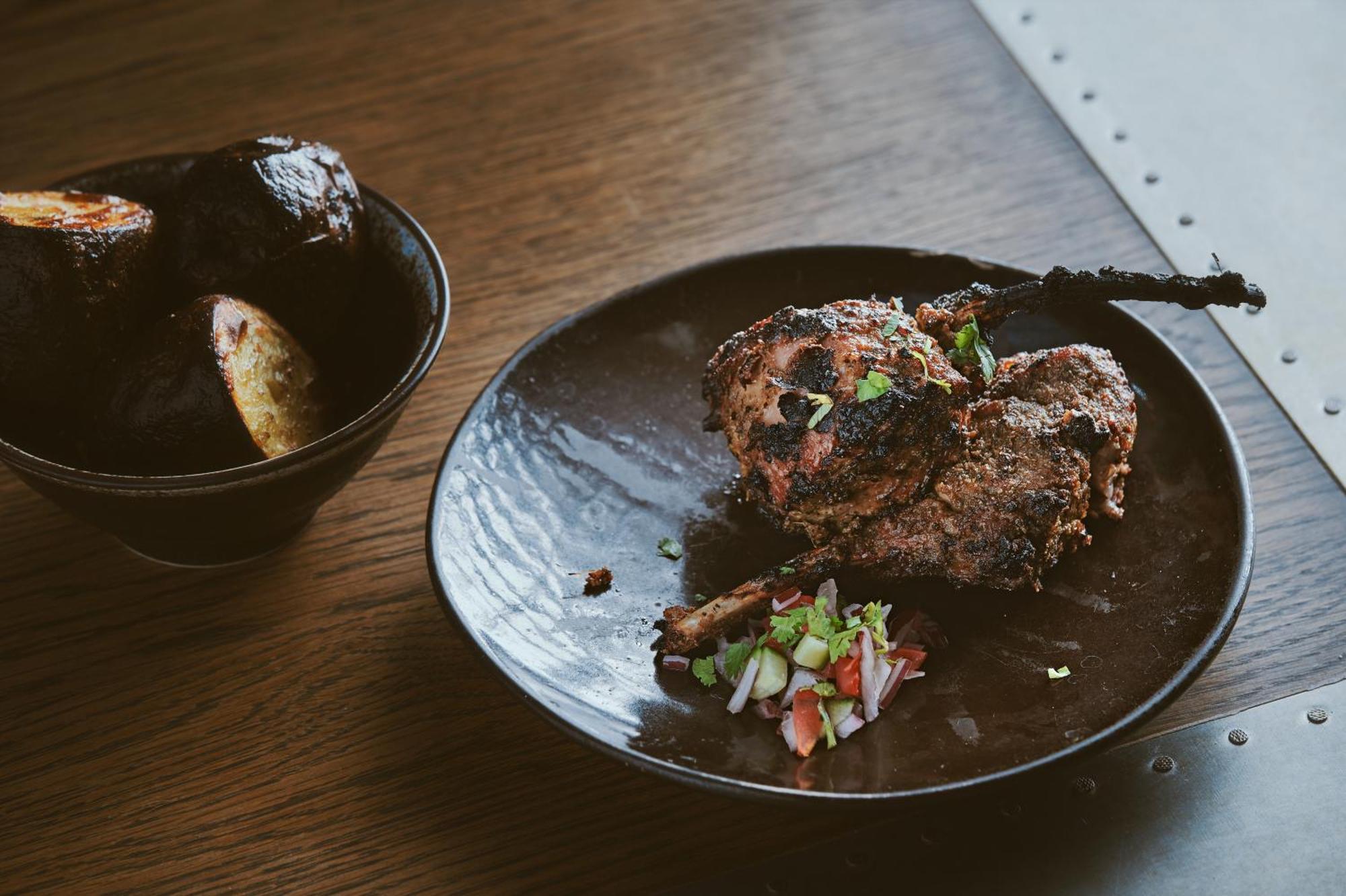 Kro The Black Lion Pub & Boutique London