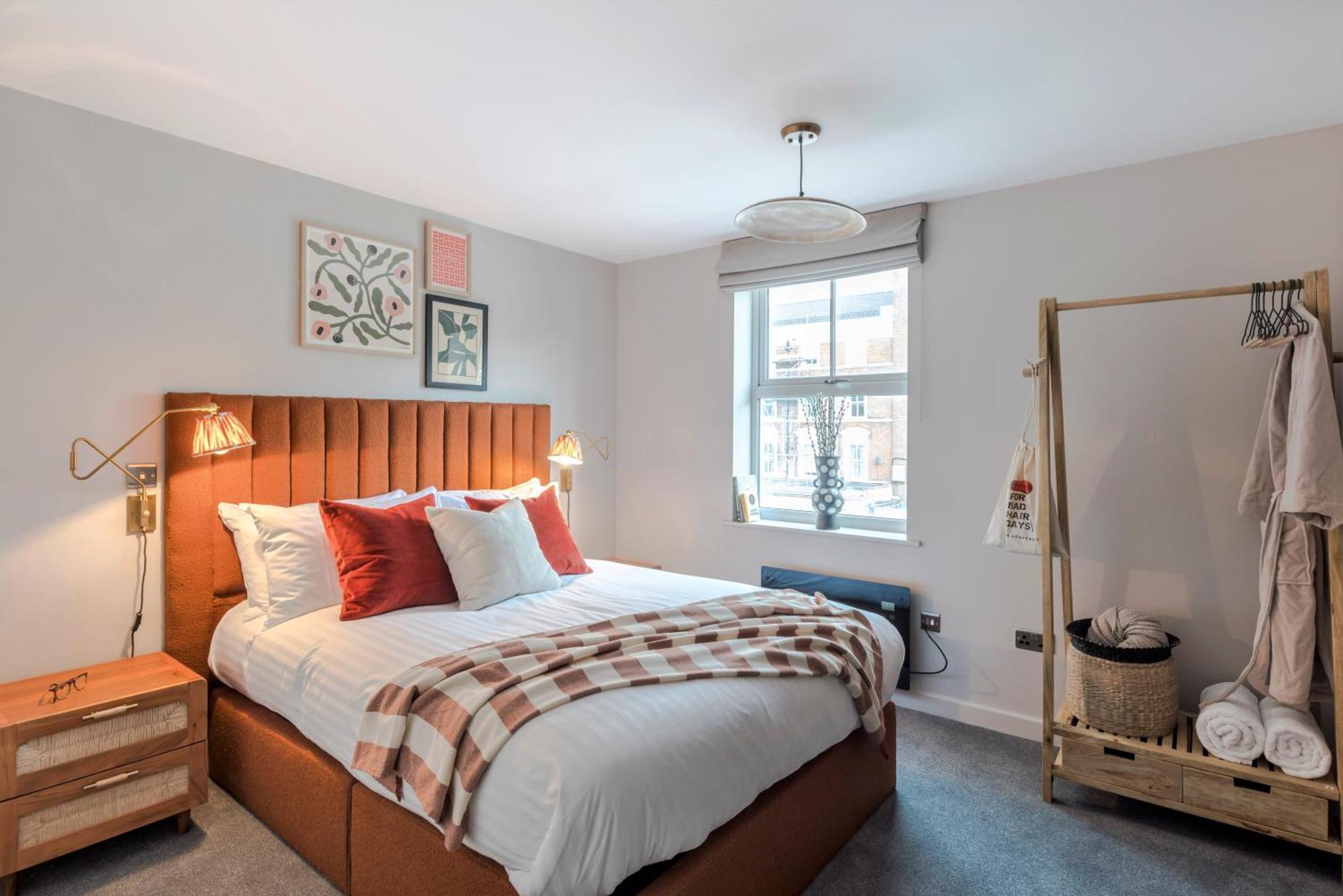 Southwark Serviced I Your * London