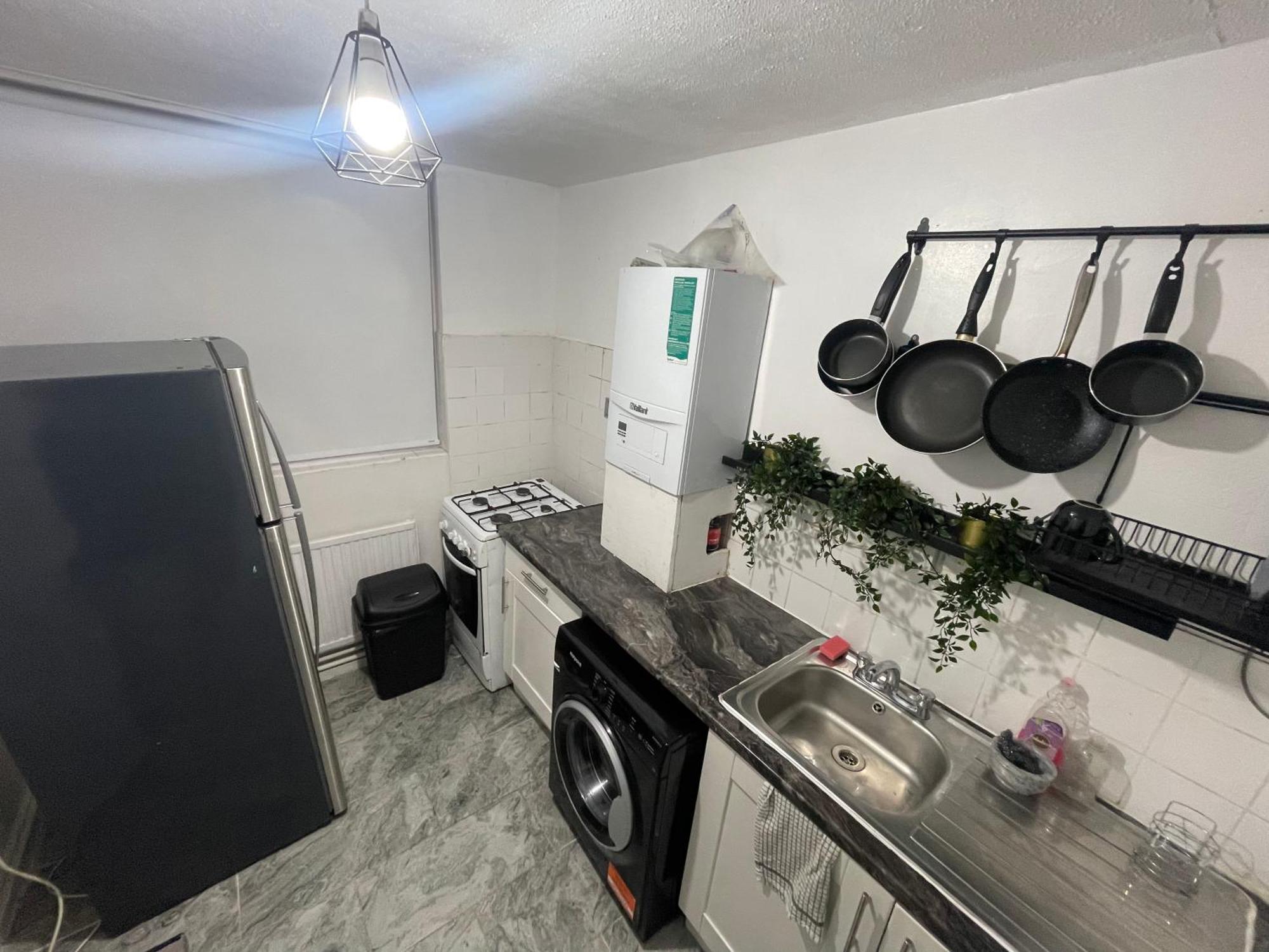 Lägenhet New! Xtra Large 4 Bedroom Up To 12 Guests London