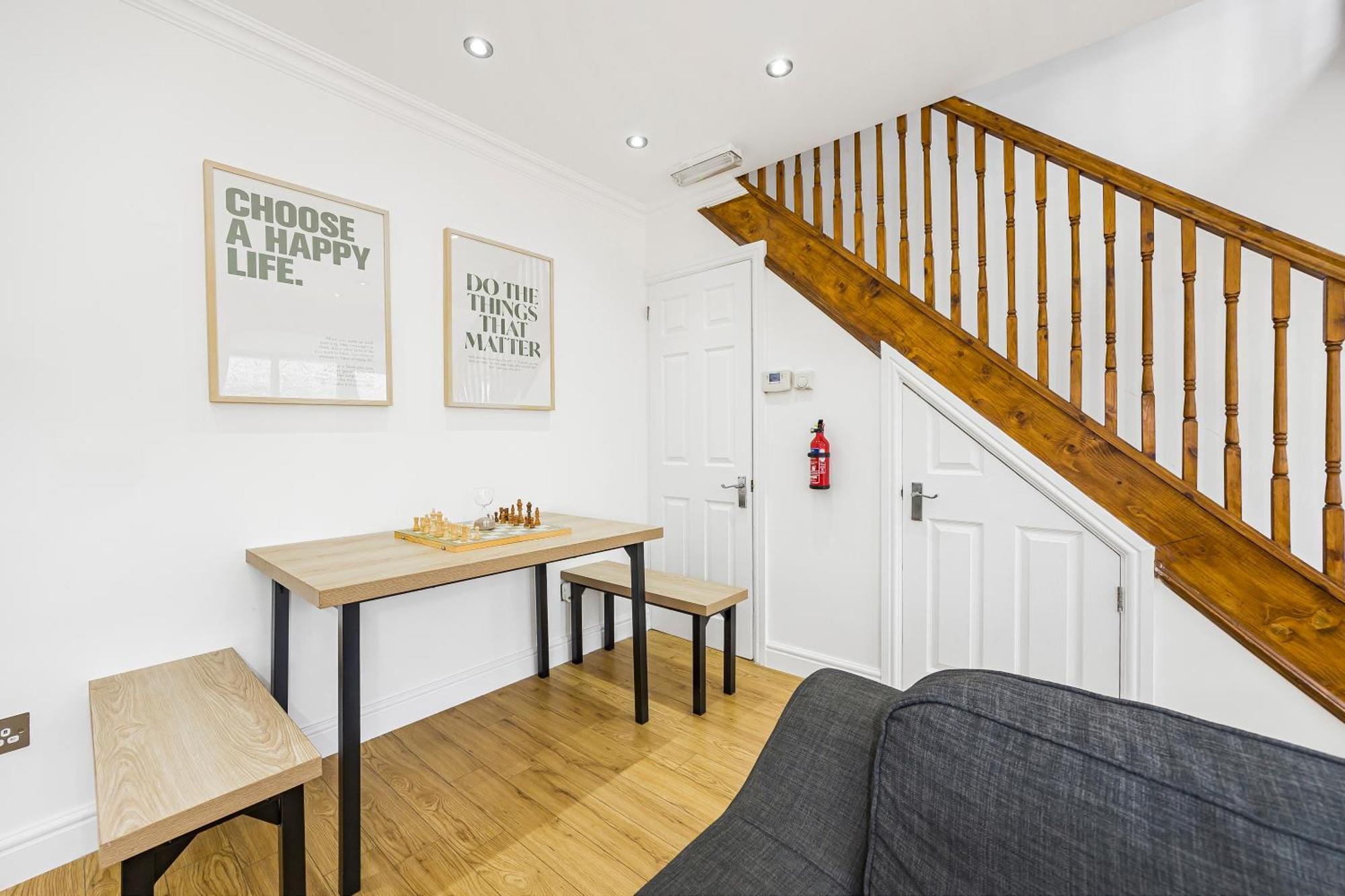Rose Terrace * London
