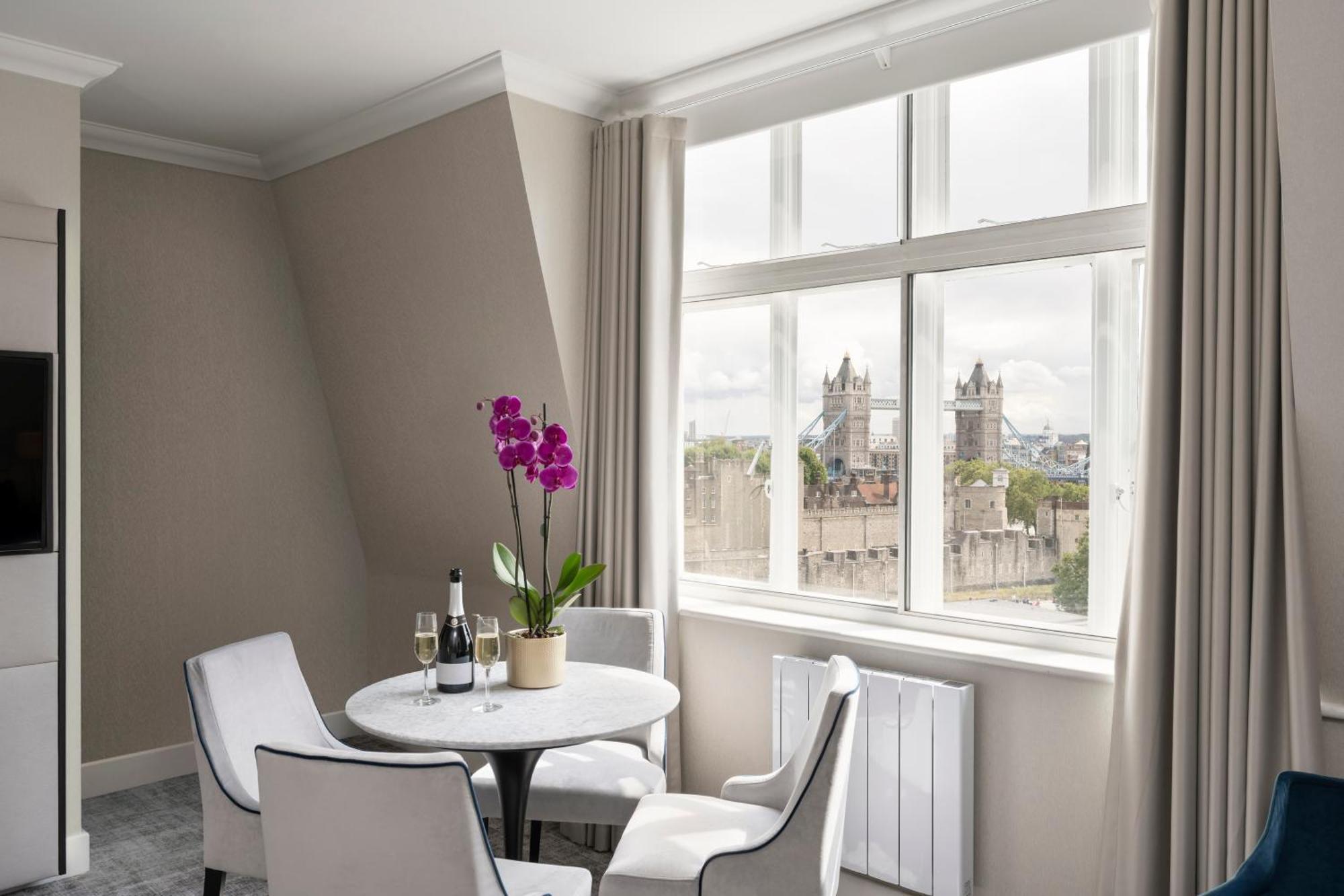 Appart hôtel Tower Residences By Blue Orchid