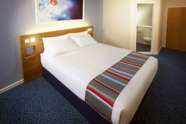 Travelodge Tower Bridge Hotel 3*