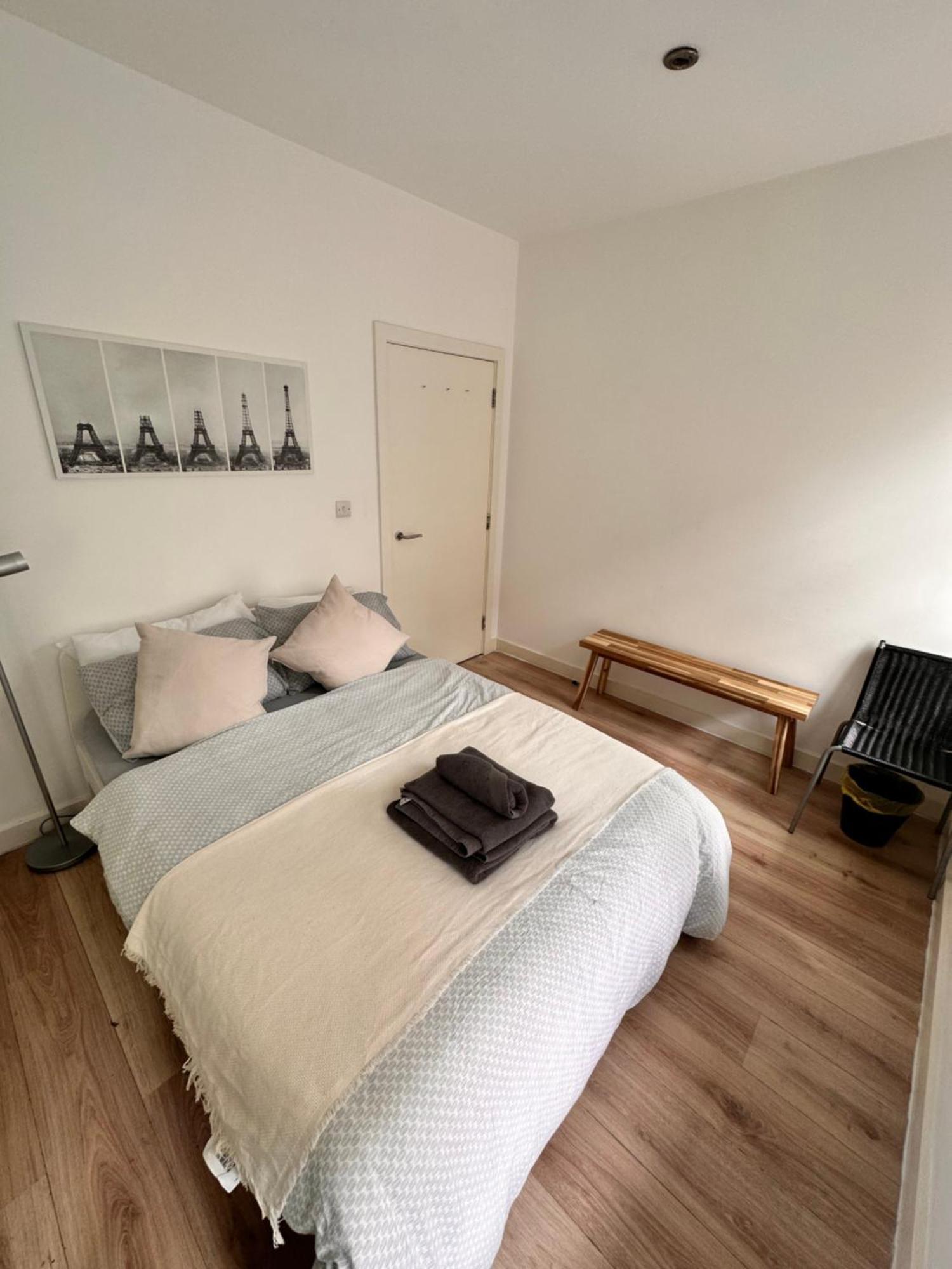2 Modern Double In The Heart Of Brick Lane Guest house London