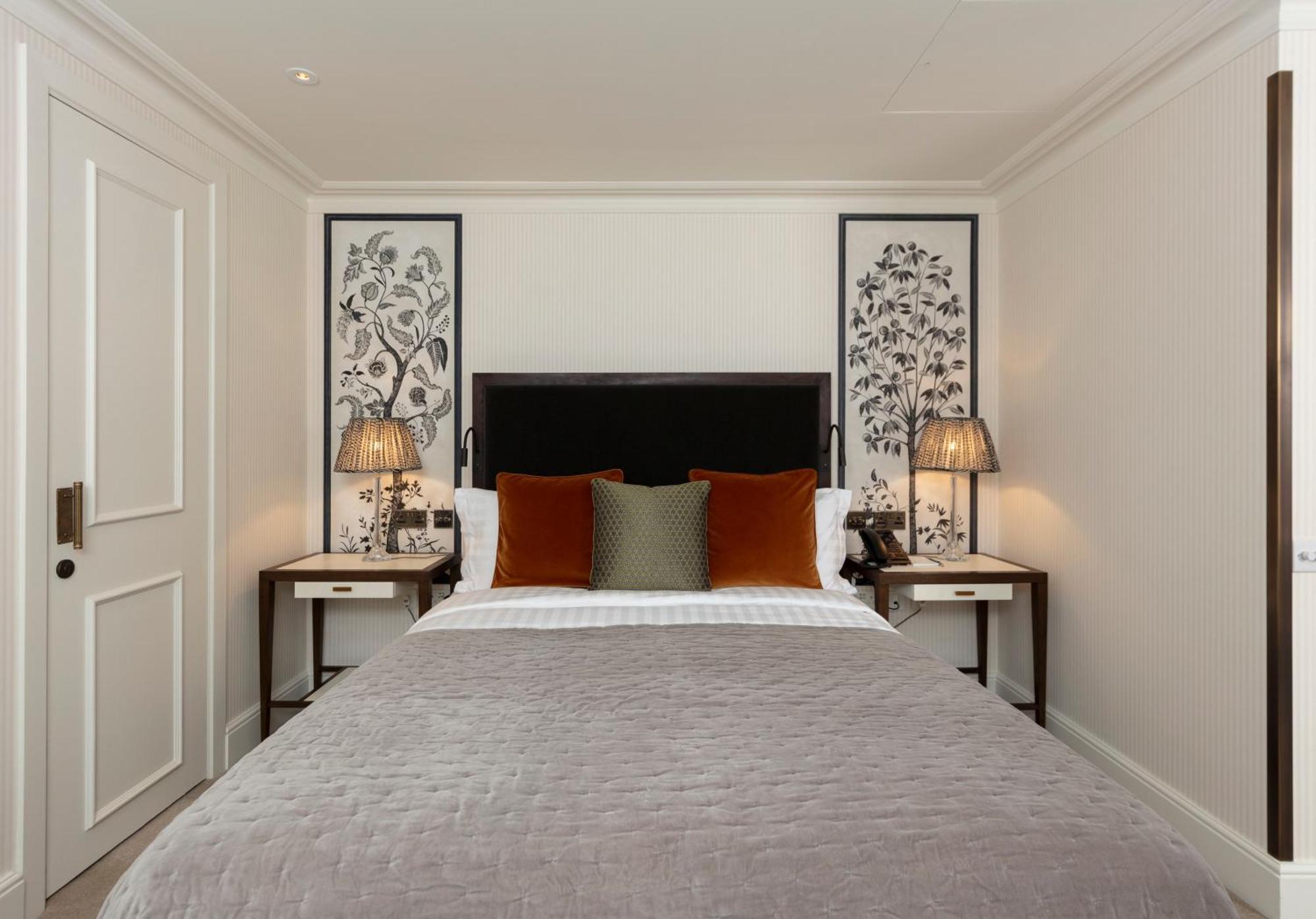 The Of Club Hotel