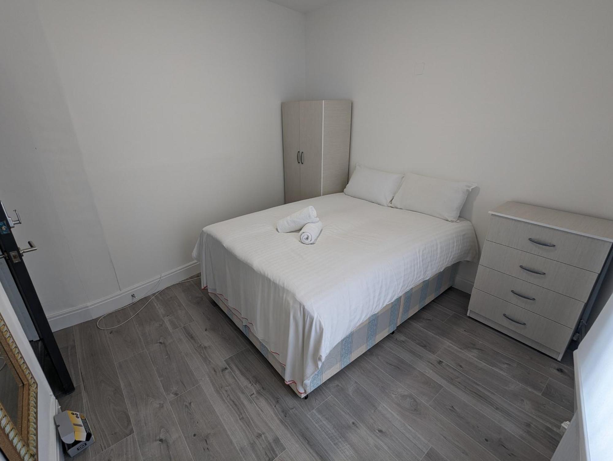 Mile End Guest house
