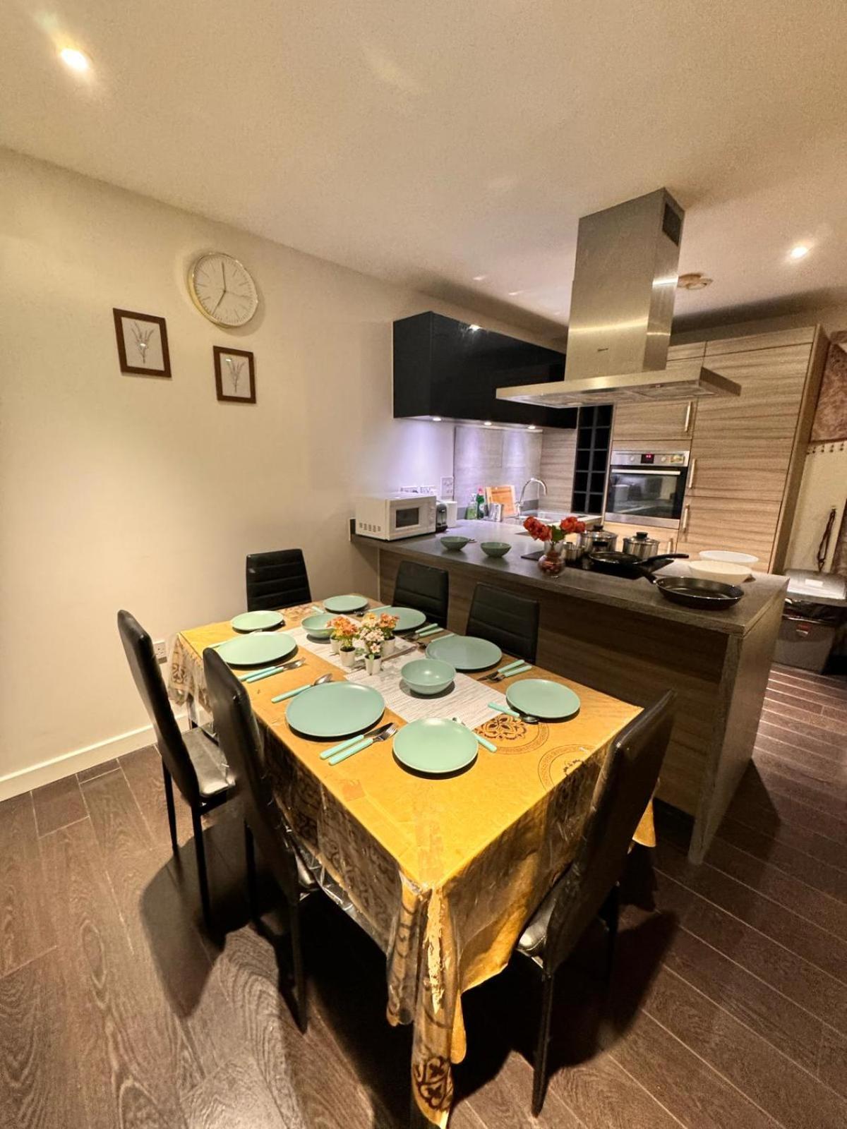 Luxury In Canary Wharf Pensionat London