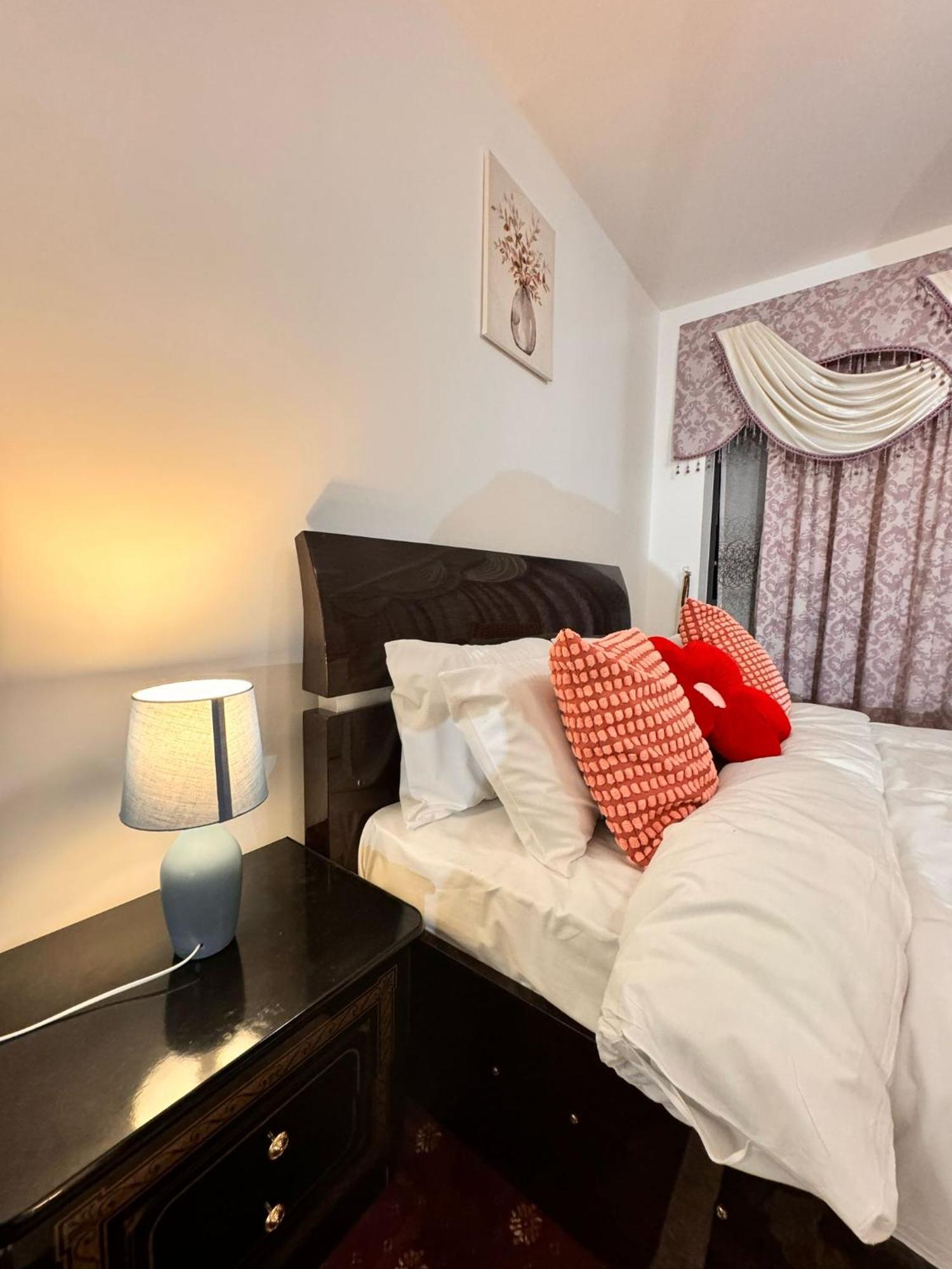 Luxury In Canary Wharf Pensionat London