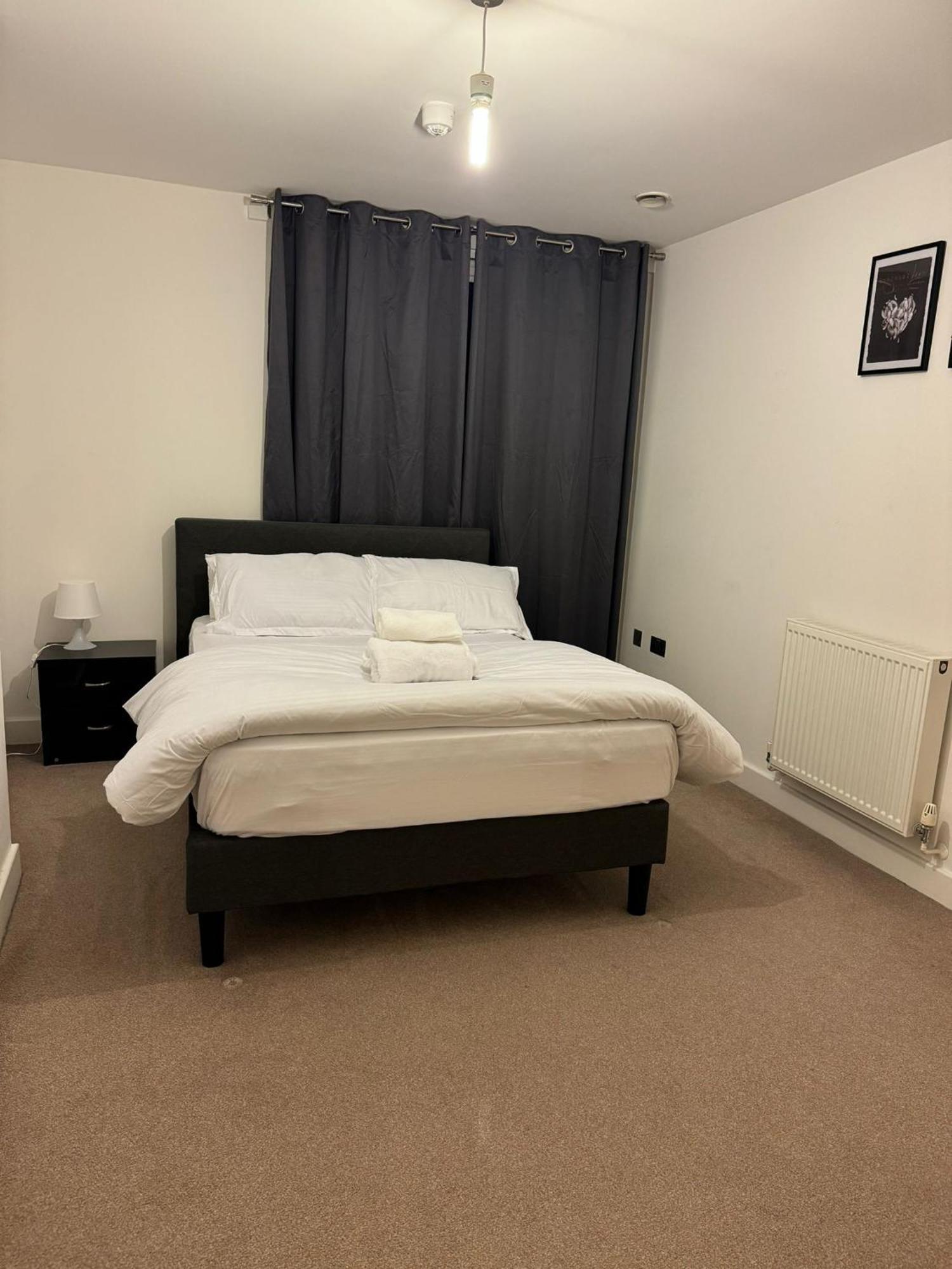 Spacious 2 Bedrooms In Stratford Londra