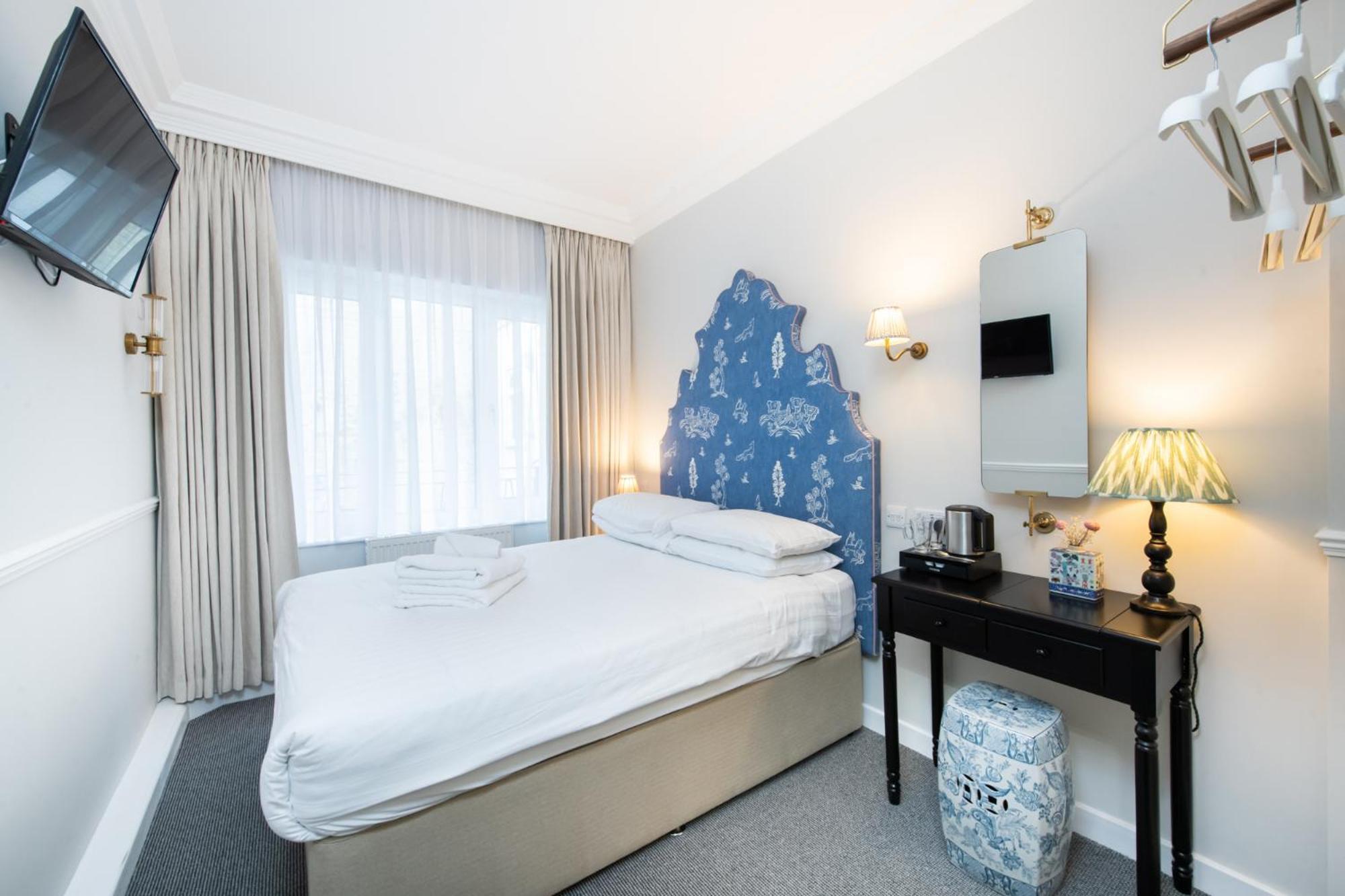 Americana Hotell 3*