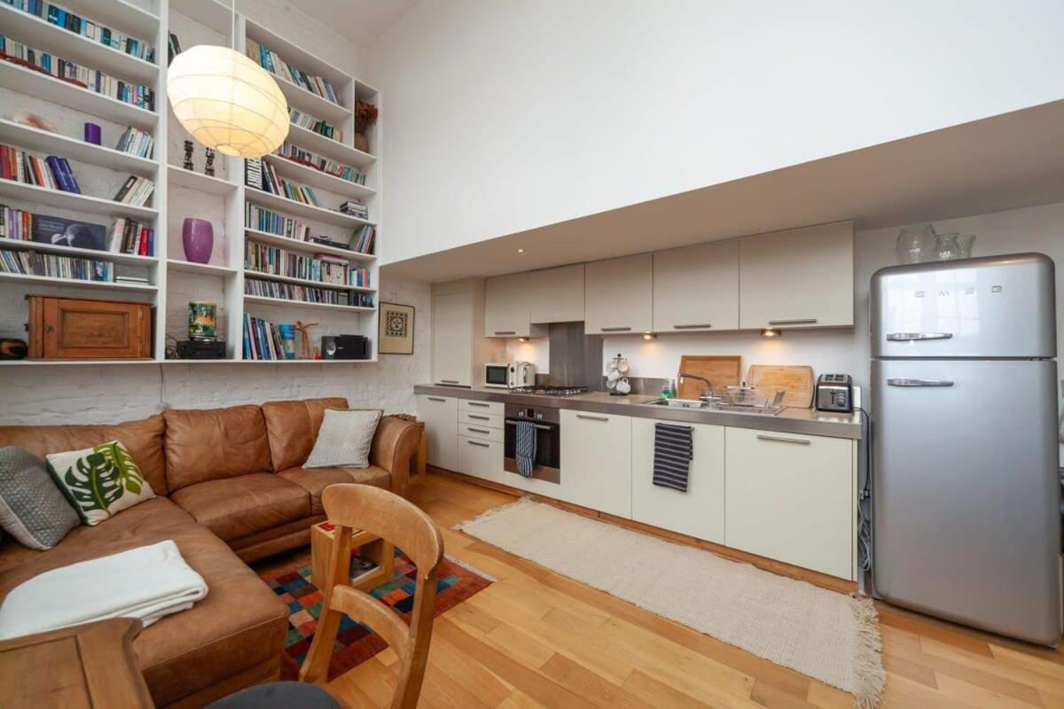 Charming 1 Bedroom In Old School House