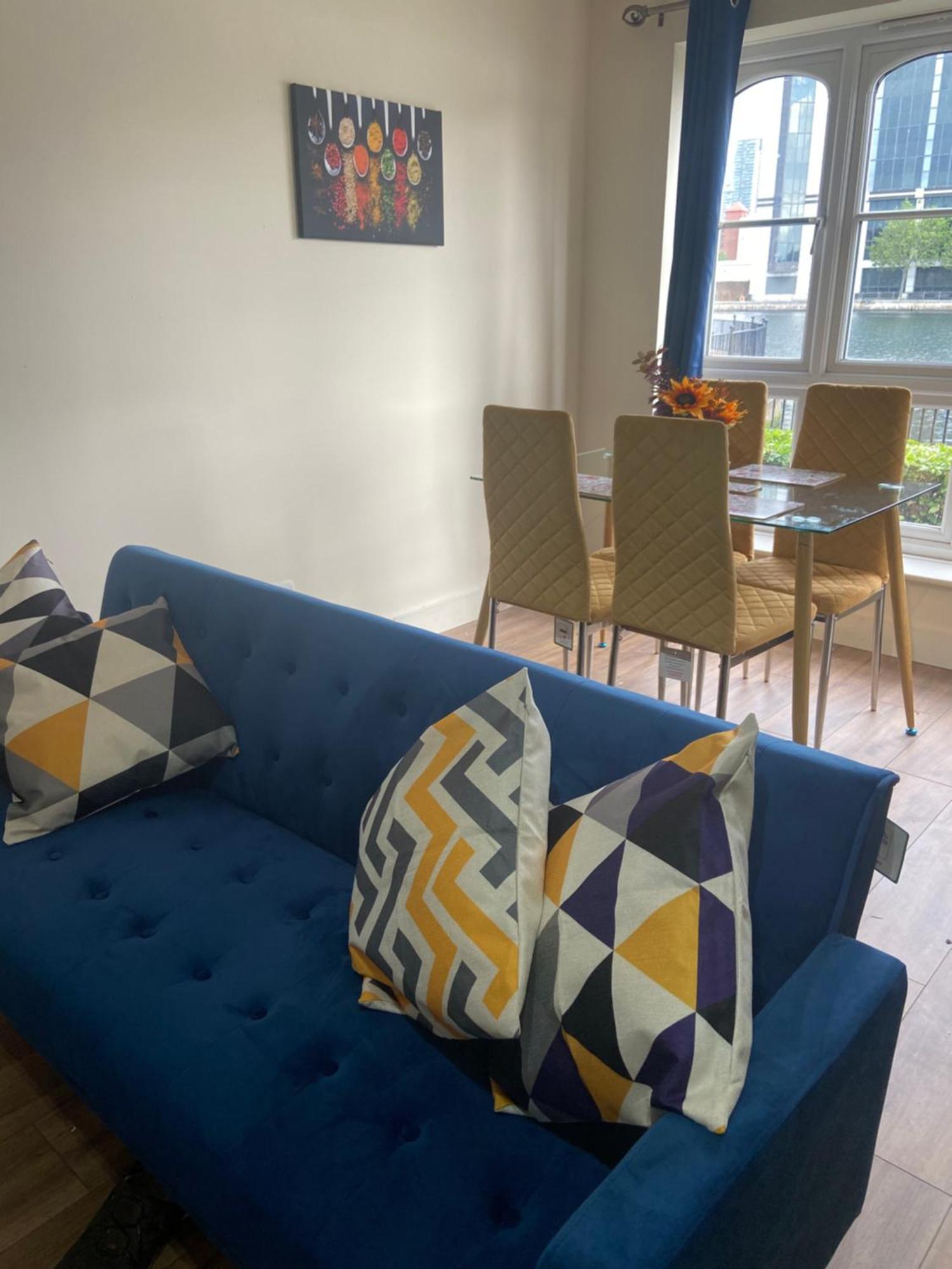 Lägenhet Beautiful 2 Bed Waterfront With Parking Perfect For Canary Wharf - 2 Bed 2 Bath With High Speed Wifi And Netflix And Parking