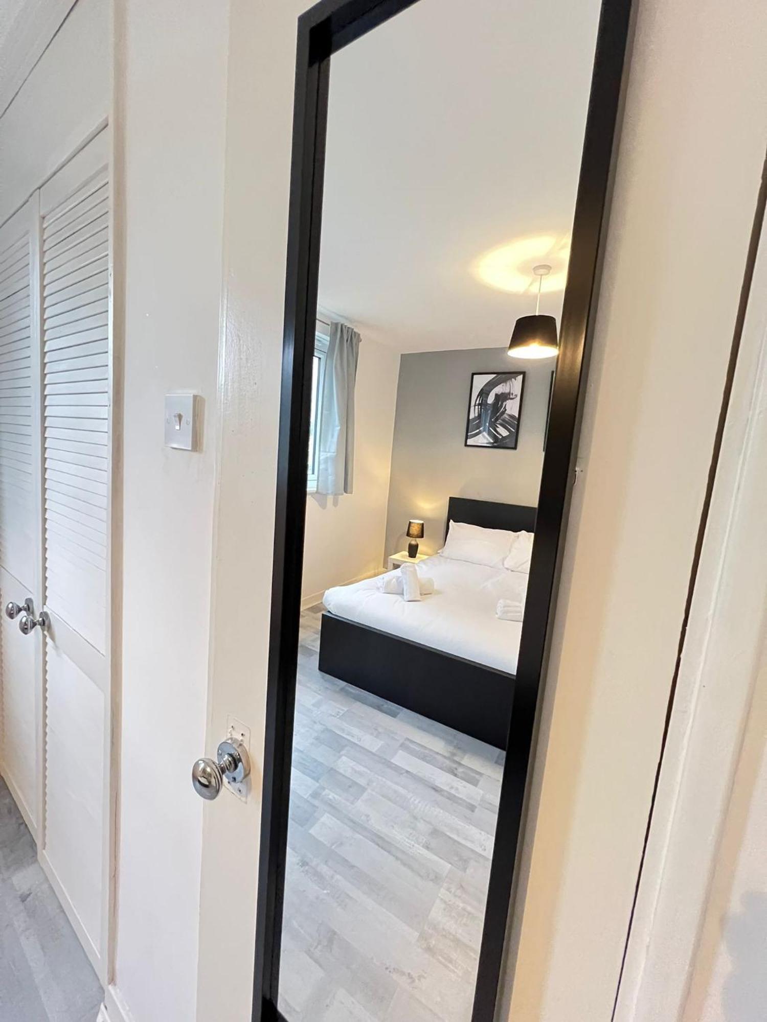 Appartamento 2 Bed Flat In Canary Wharf Londra