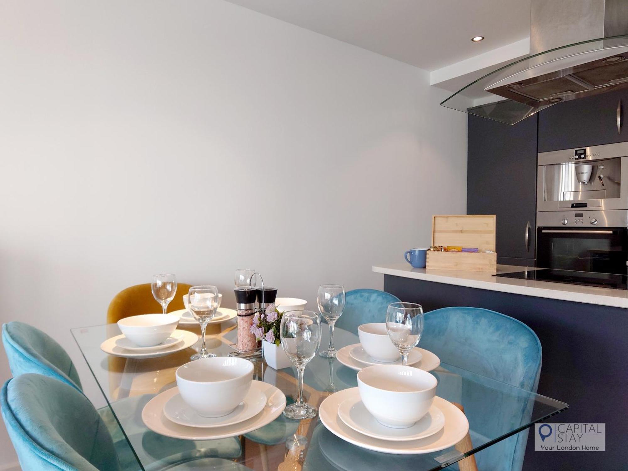 Appartement Deluxe Two Bed By Excel & O2 *