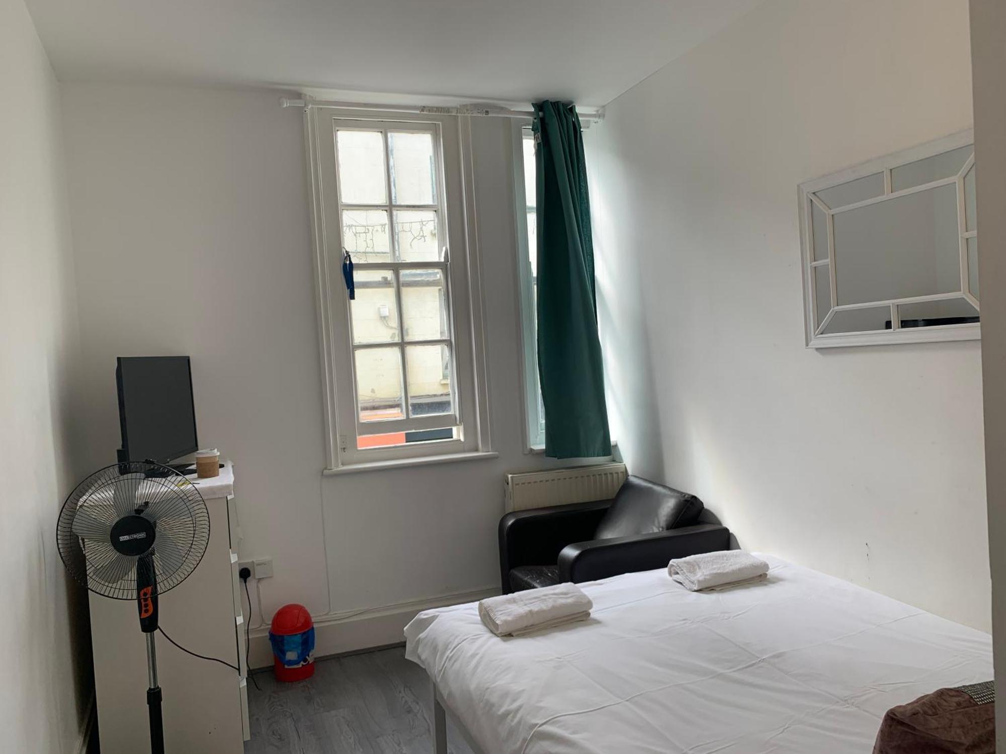 Brick Lane Hotel 2*