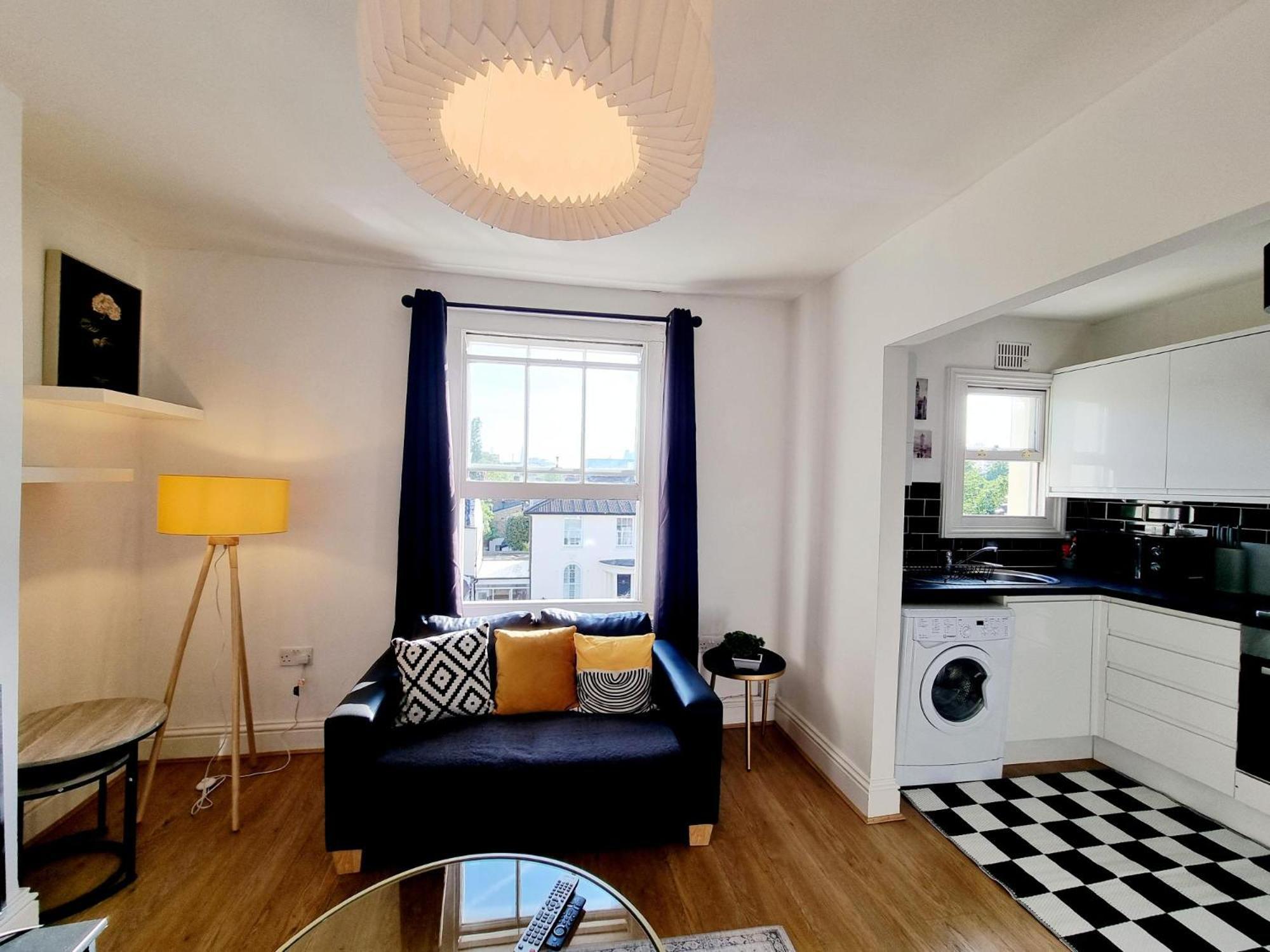 Evo View - 1 Bed - Stunning Views 3 Mins Walk Mile End Station Appartement