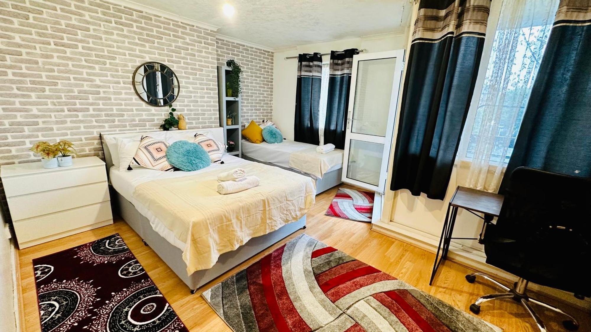 Bed & Breakfast Whites