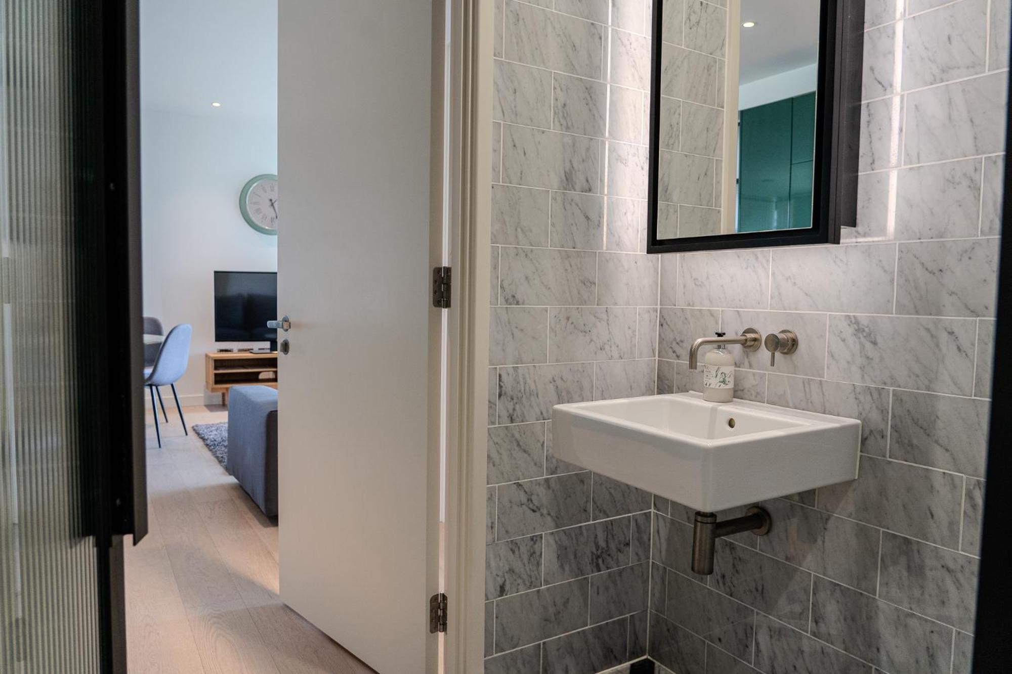 Lejlighed Luxury Balcony Apartment, Canary Wharf