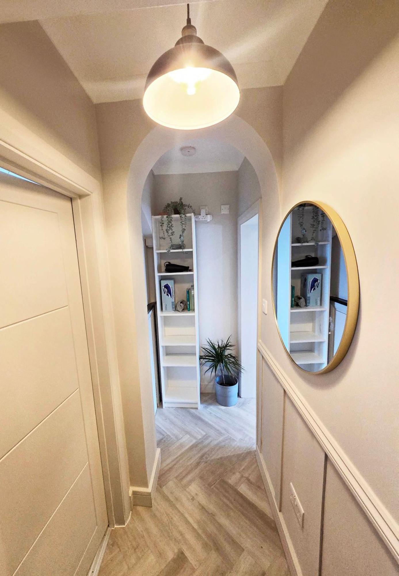 Rayan Heights Cosy 1 Bedroom Flat Sleeps 2 Perfect For Contractors Tourists Families - Free Parking Appartement Londen