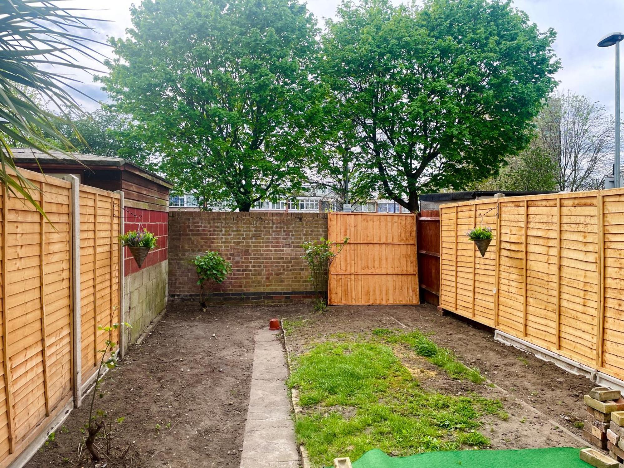 Luxury 3 Bedroom Flat With Garden * London