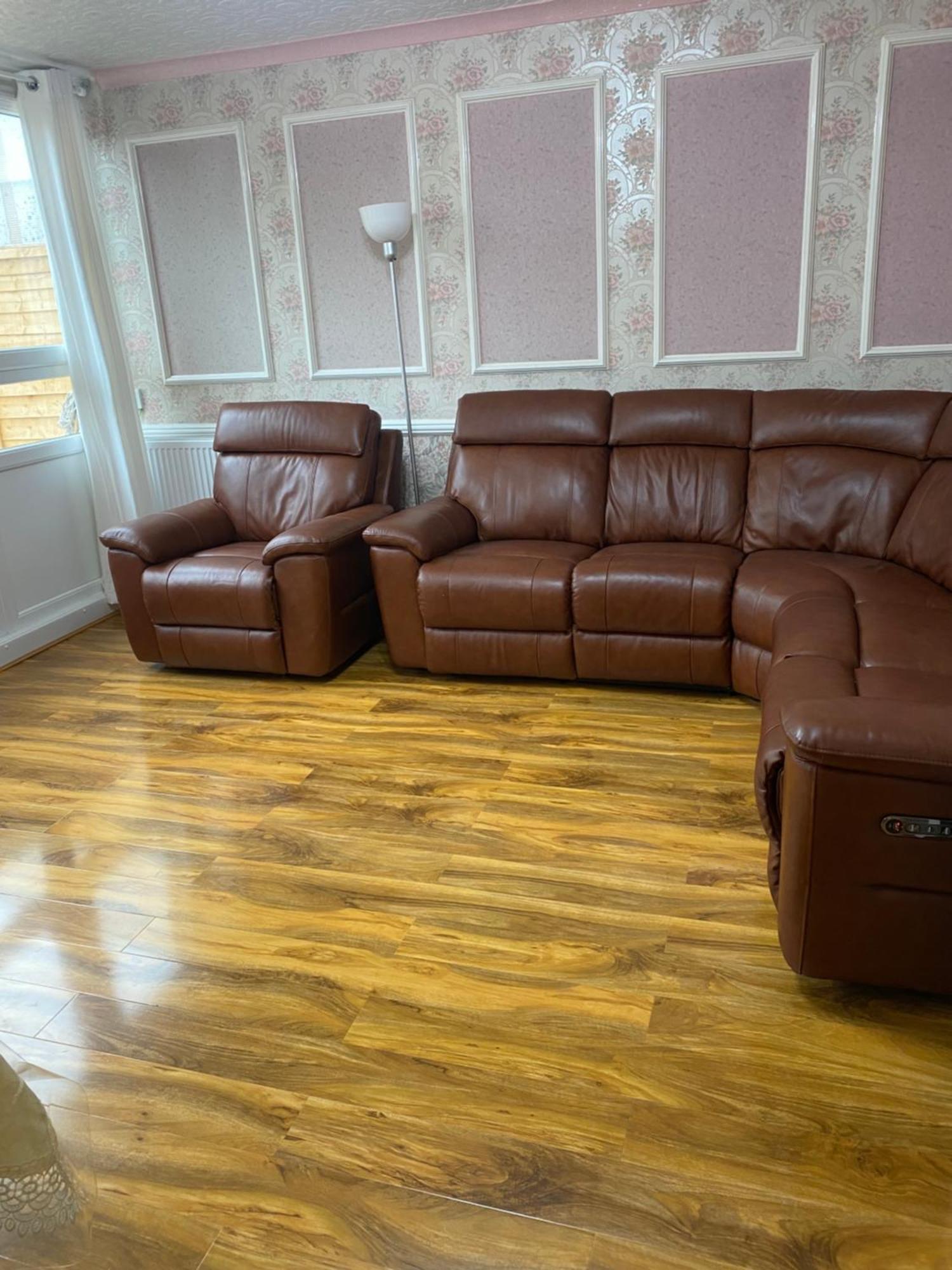 Apartment Luxury 3 Bedroom Flat With Garden