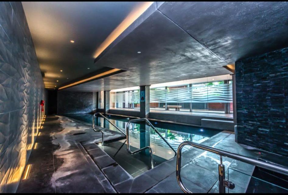Luxury 1 Bed In Tower Hill Appartement