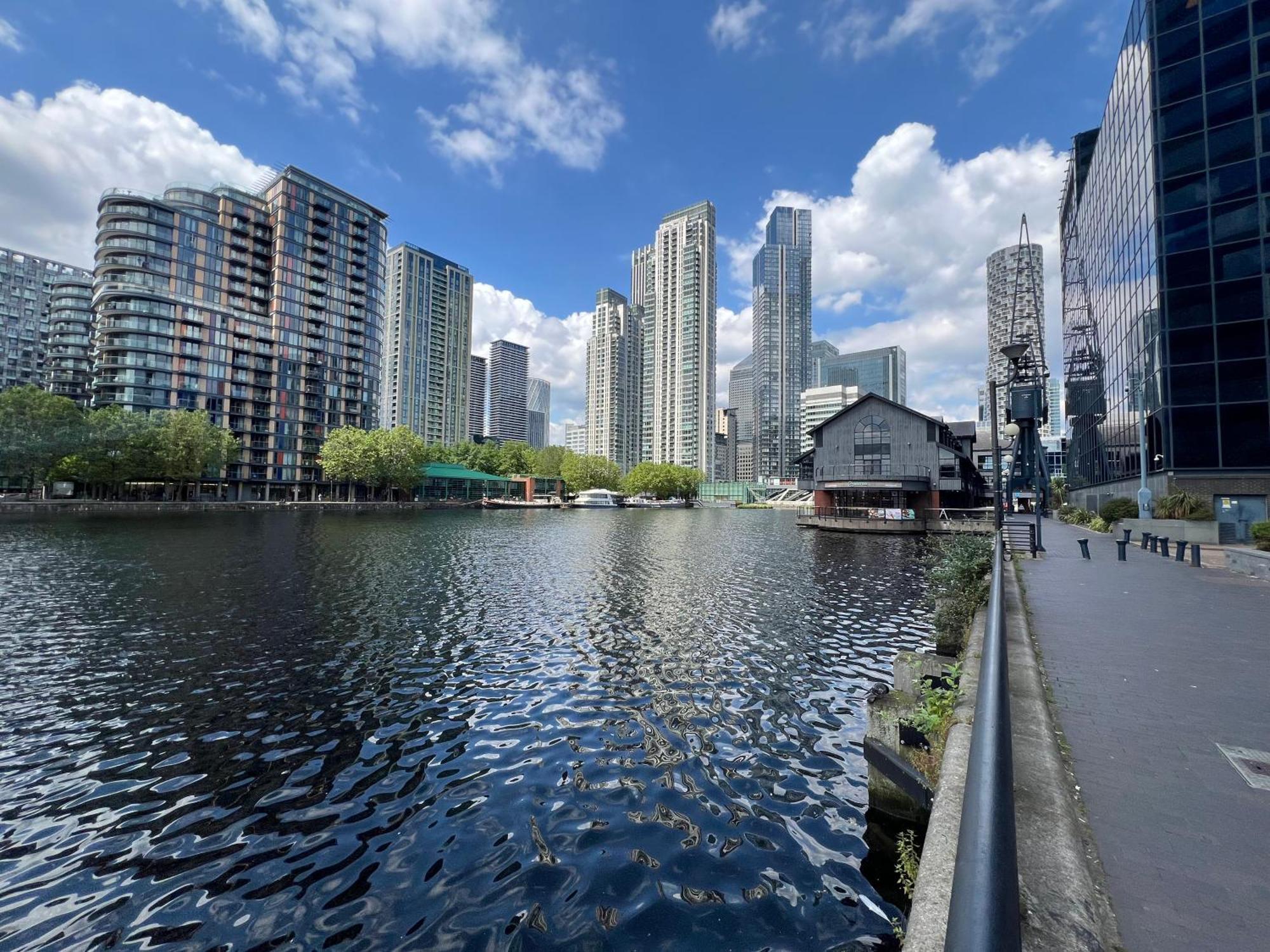 Leilighet Modern Ground Floor In Canary Wharf, Free Parking London