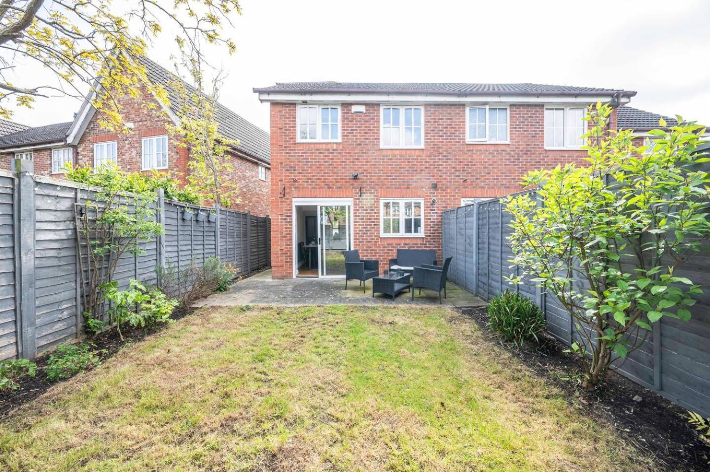 Holiday home Greenwich House 10 Mins To O2 - Free Parking Pass The Keys