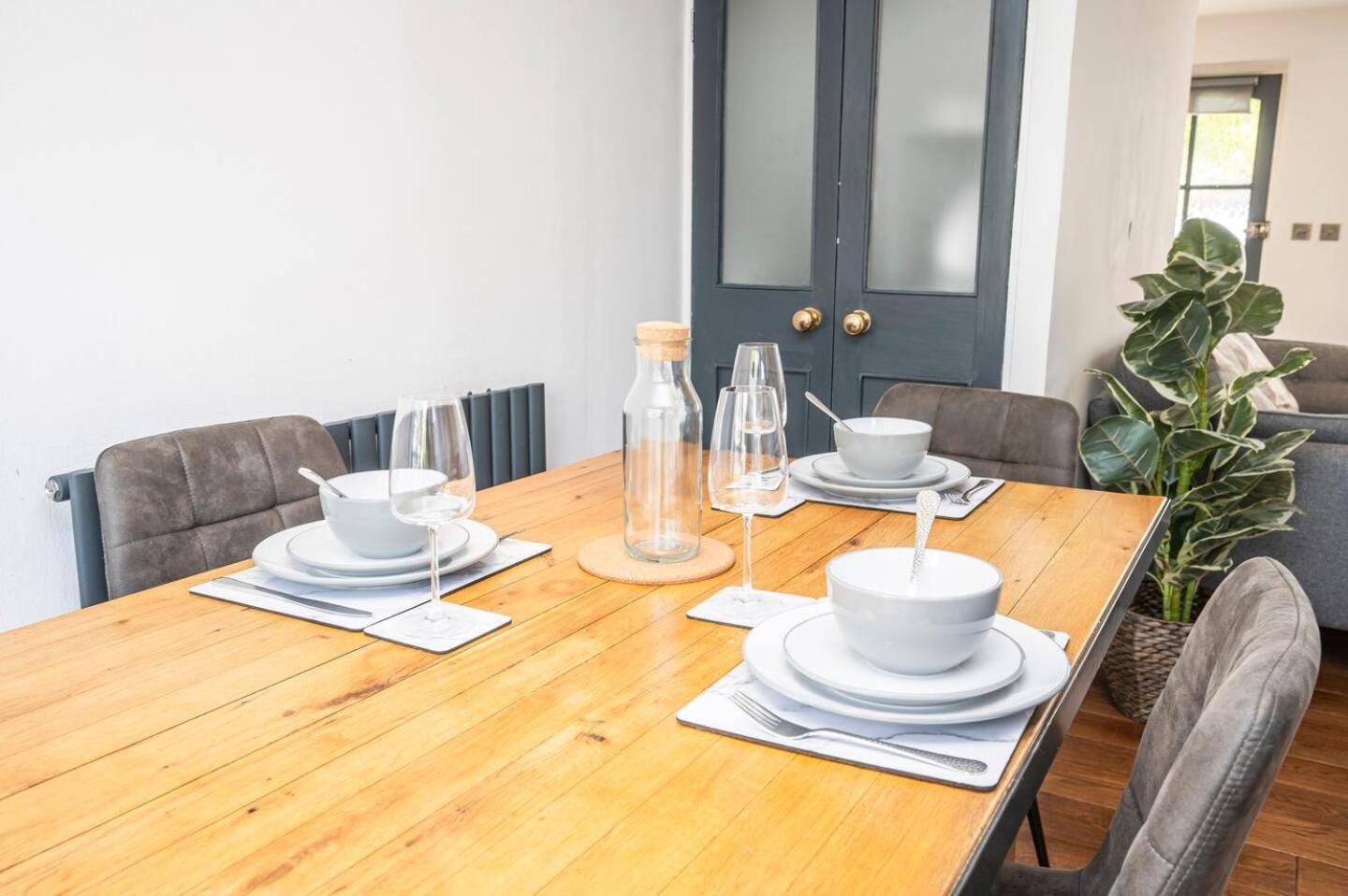 Greenwich House 10 Mins To O2 - Free Parking Pass The Keys Holiday home