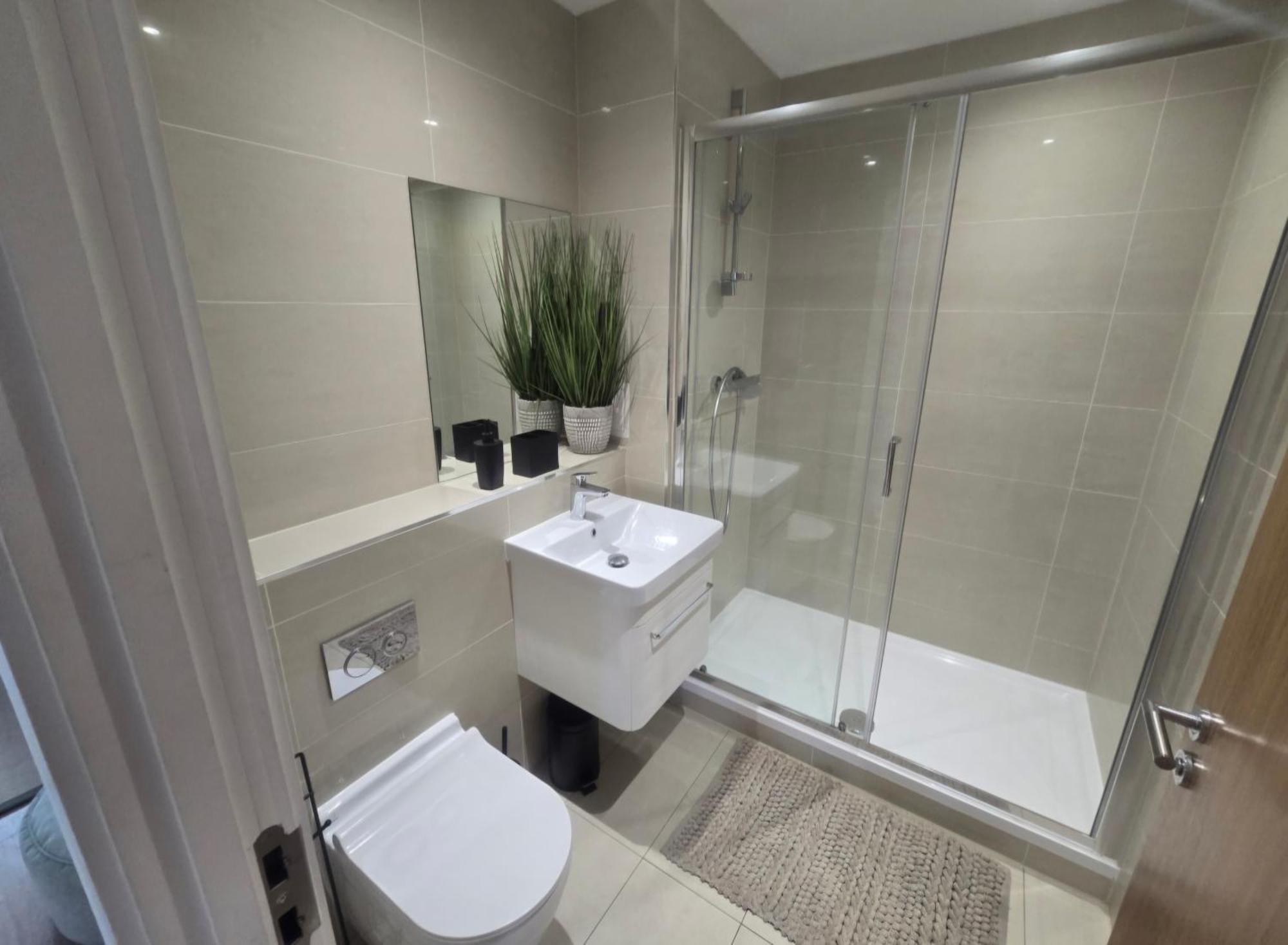 Snuggle - Riverside - Views Over Looking River Thames, Close To O2 Arena, Excel, Airport, Thames Clipper- River Boat Service, Woolwich Ferry, Onsite Parking, Twin Option Available Appartement