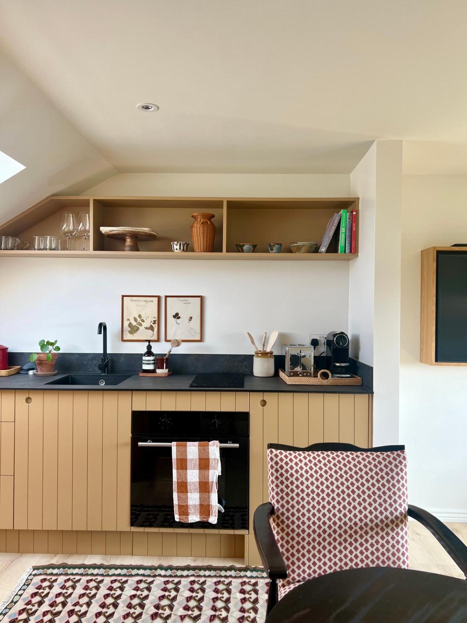 Séjour chez l'habitant Entire Spacious Loft Studio-own Bathroom & Kitchen Within Victorian Terraced *