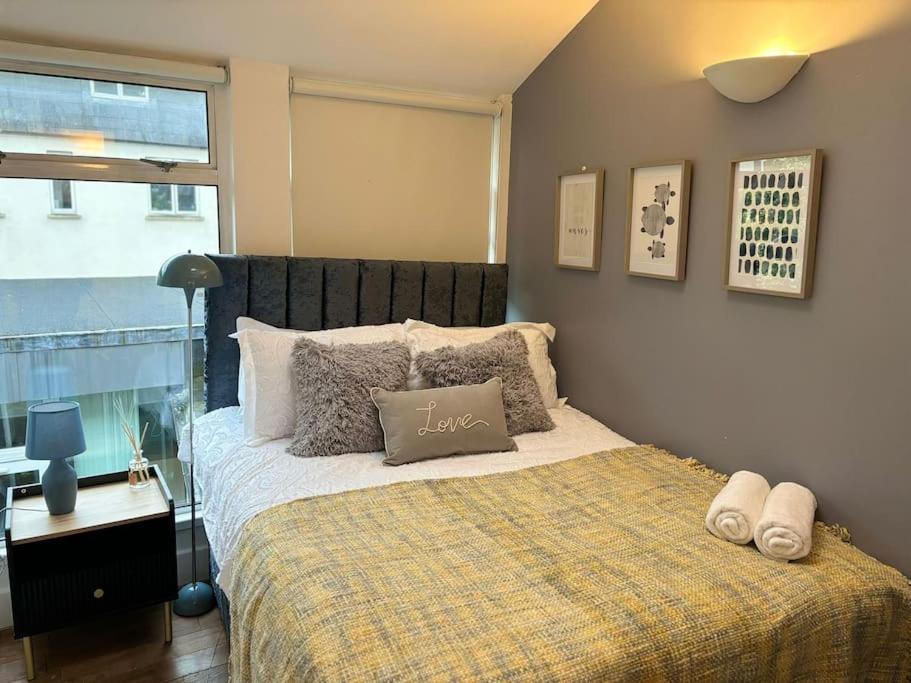 Feriehus The Urban Retreat 4bdr Sleep 14