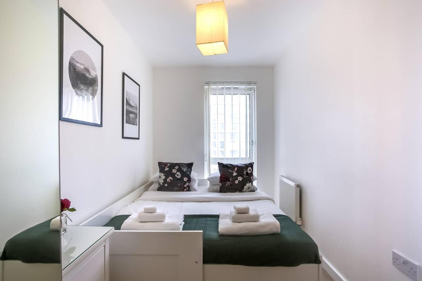Lägenhet Guestready - Comfort By The Thames, W/ Balcony