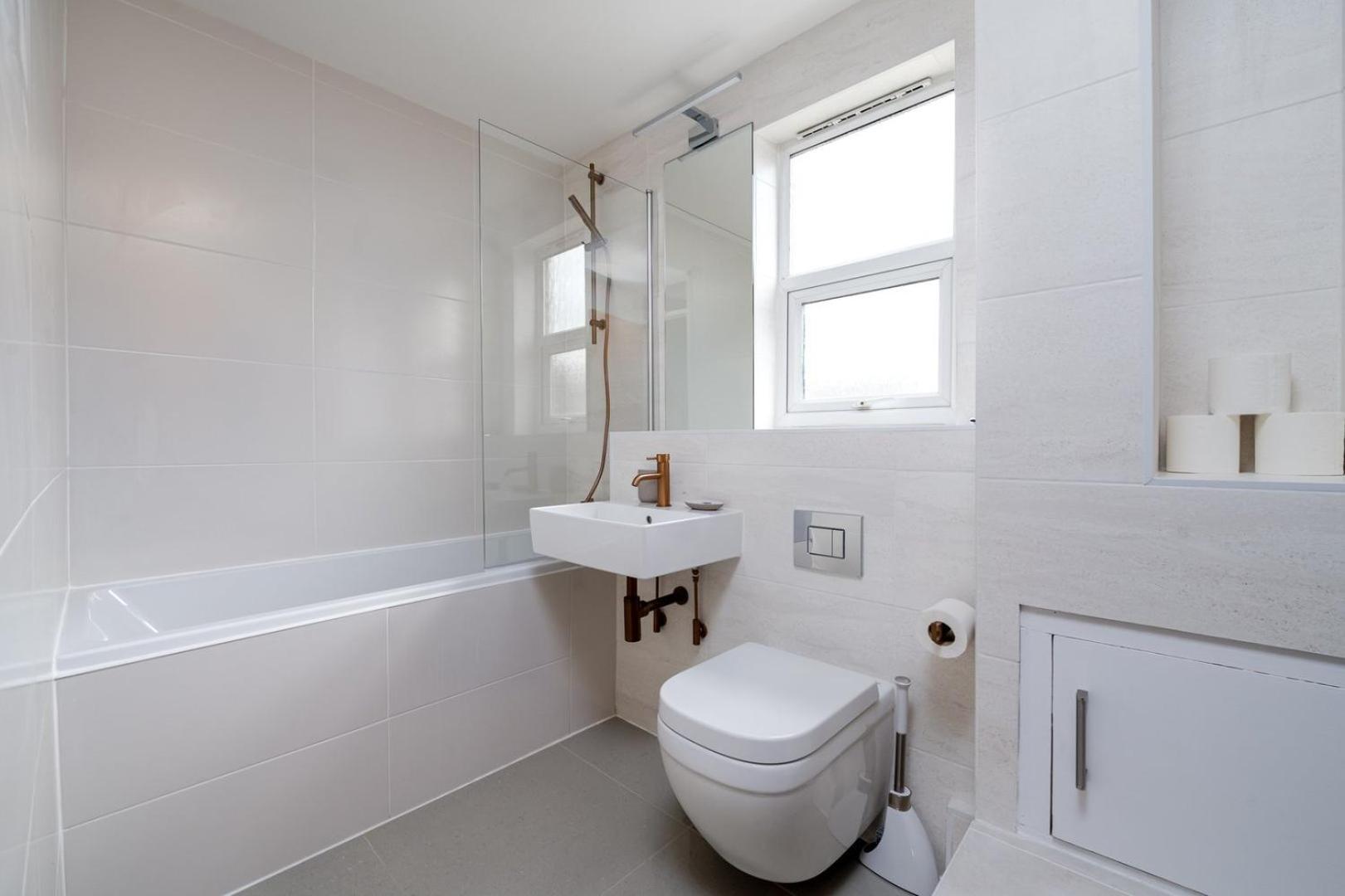 Lejlighed Guestready - Cosy Nest With Balcony In *