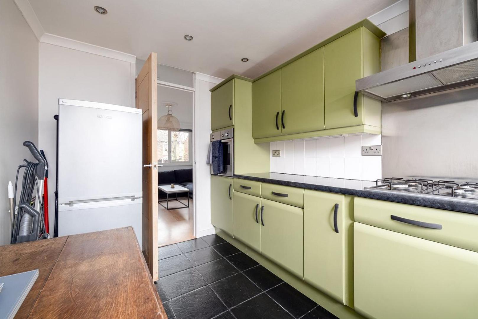 Guestready - Cosy Nest With Balcony In Lejlighed London