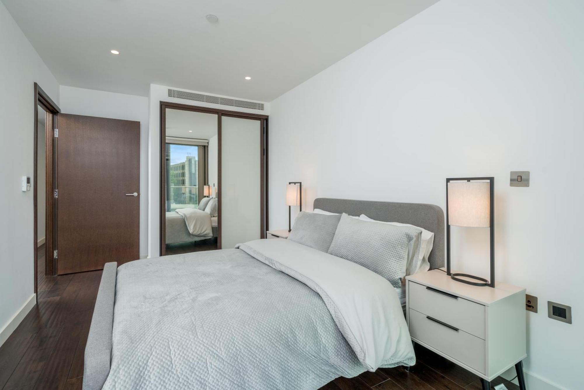 Luxury 1 Bed In Tower Hill *