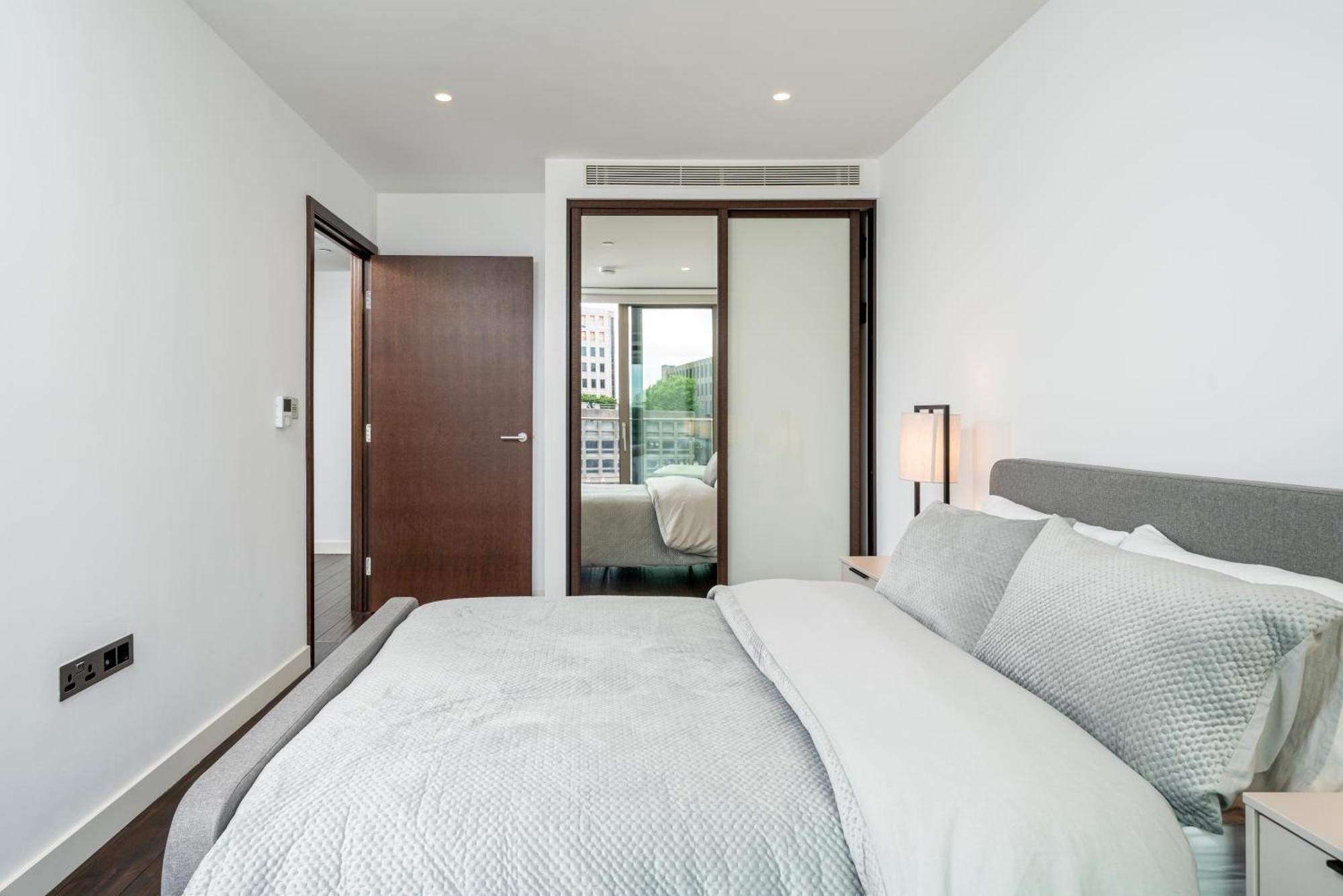 Luxury 1 Bed In Tower Hill Appartement Londen