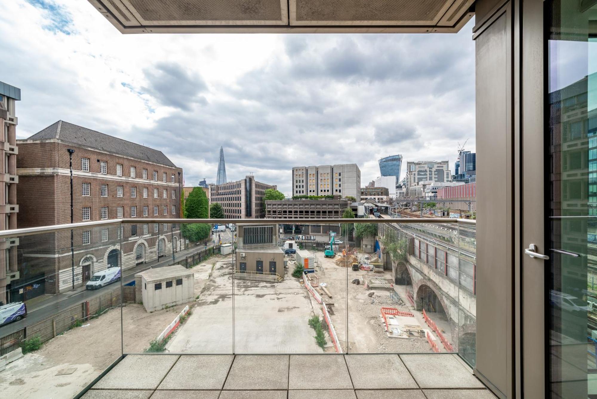 Luxury 1 Bed In Tower Hill * Londen