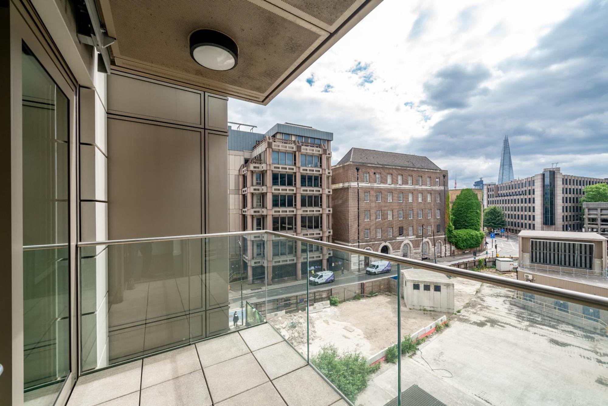 Luxury 1 Bed In Tower Hill * Londen